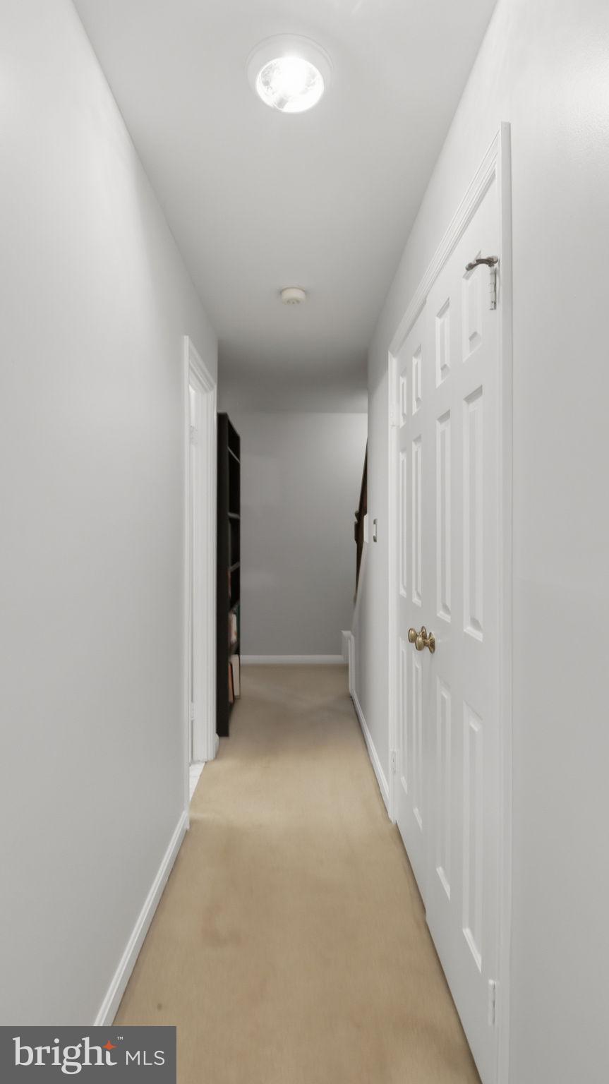 MIRROR RIDGE - Residential
