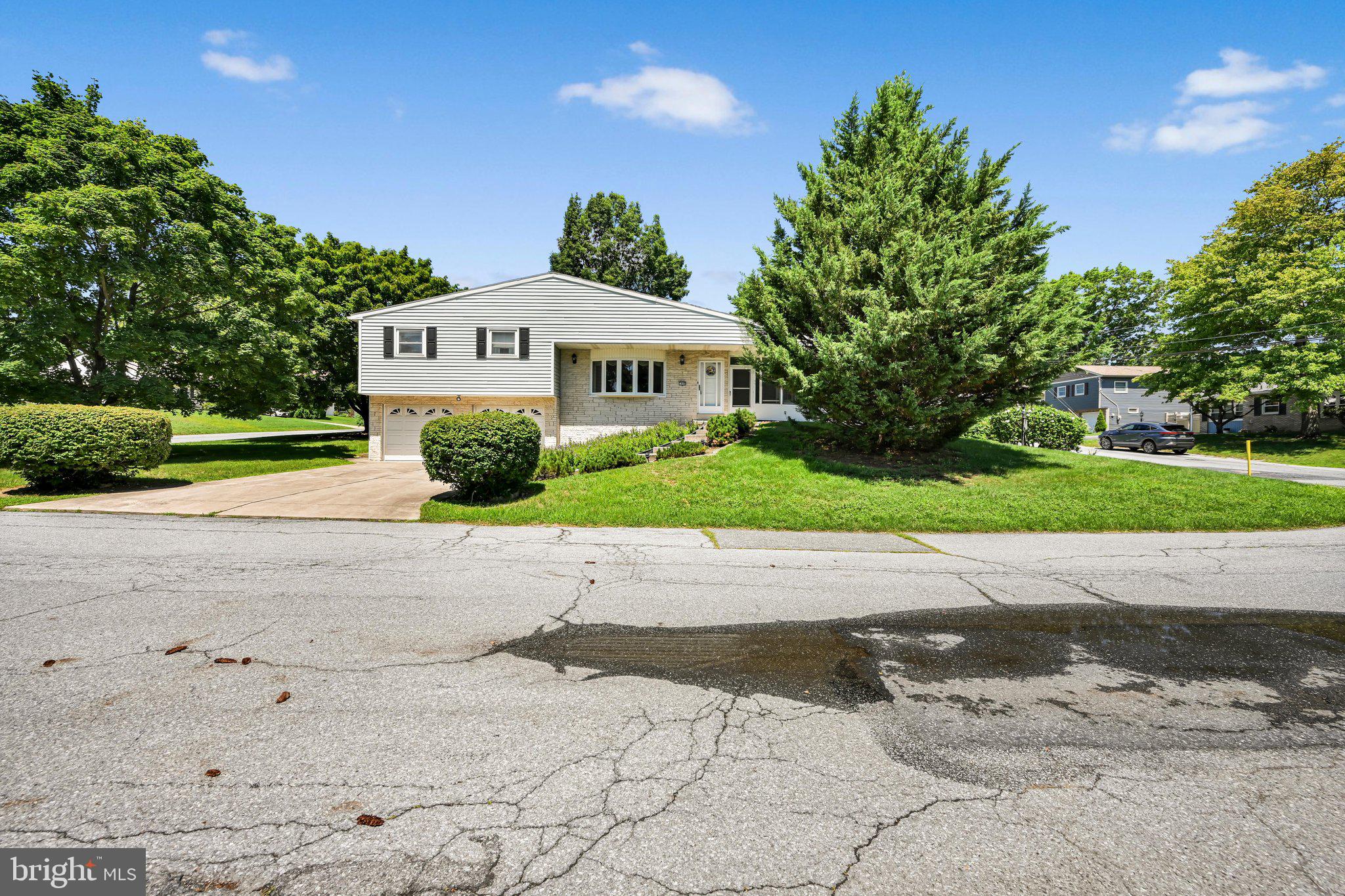 1440 WANDA LANE