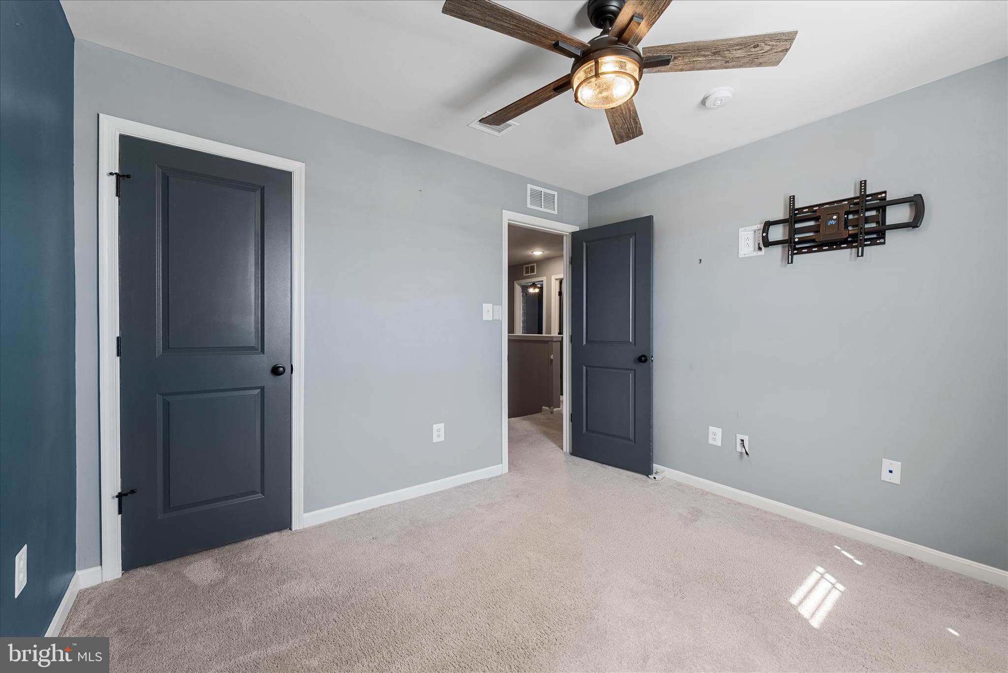 DILLON FARM - Residential