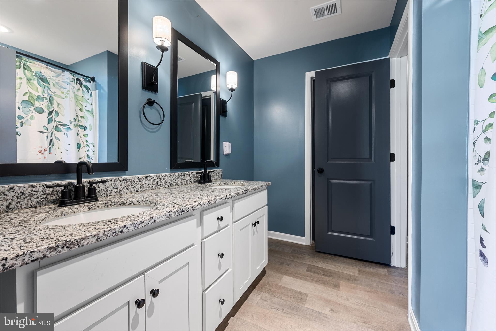 DILLON FARM - Residential