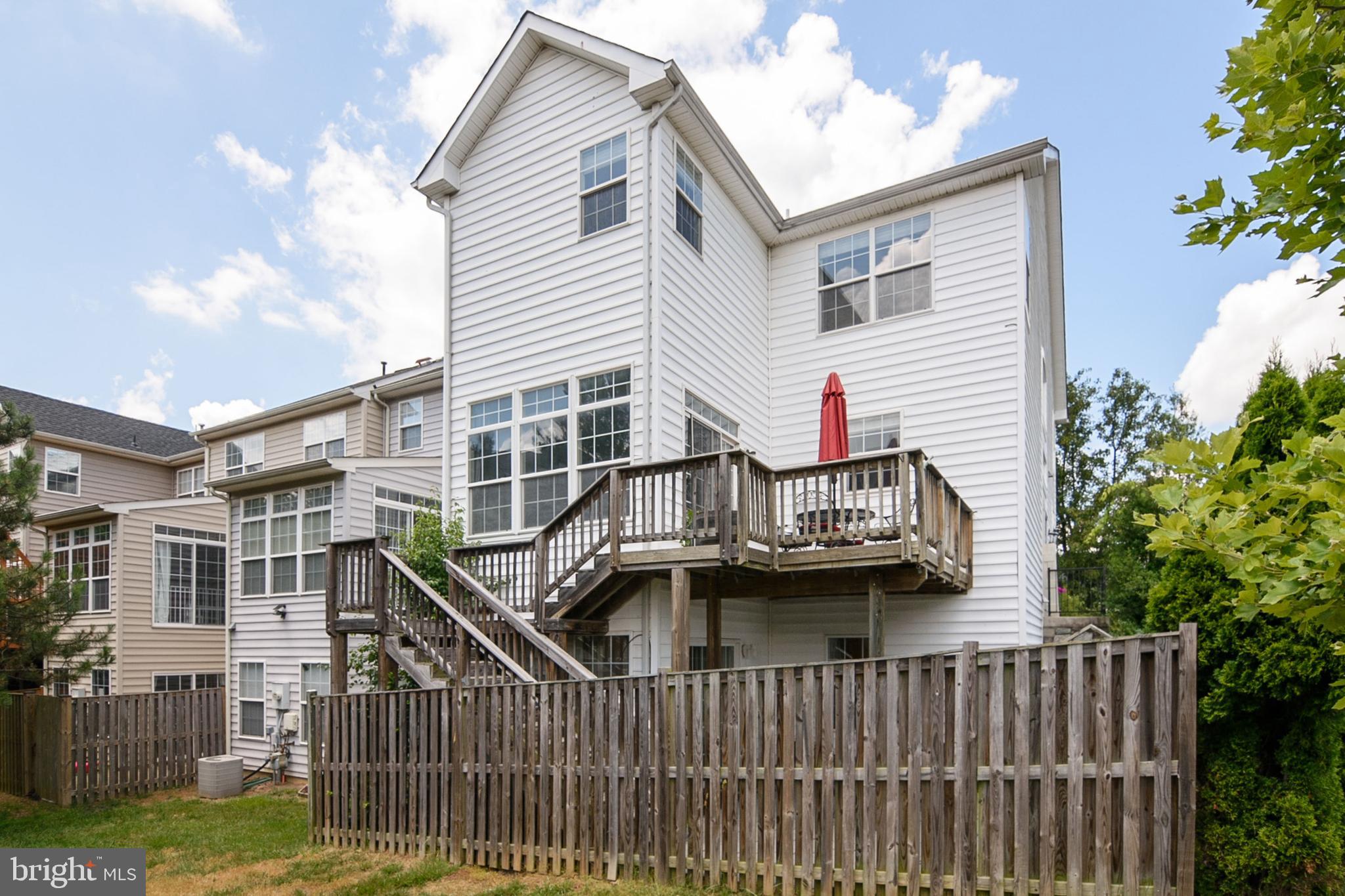 BARNSLEY MANOR ESTATES - Residential