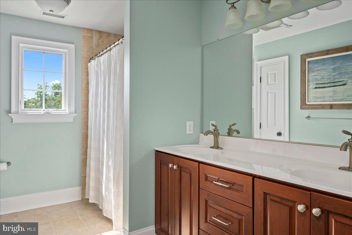 AMBERLEIGH - Residential