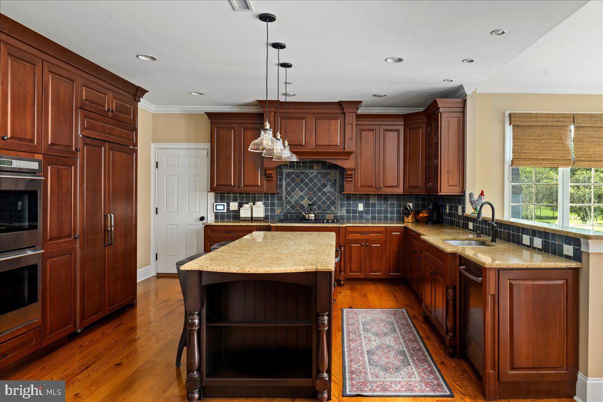 AMBERLEIGH - Residential