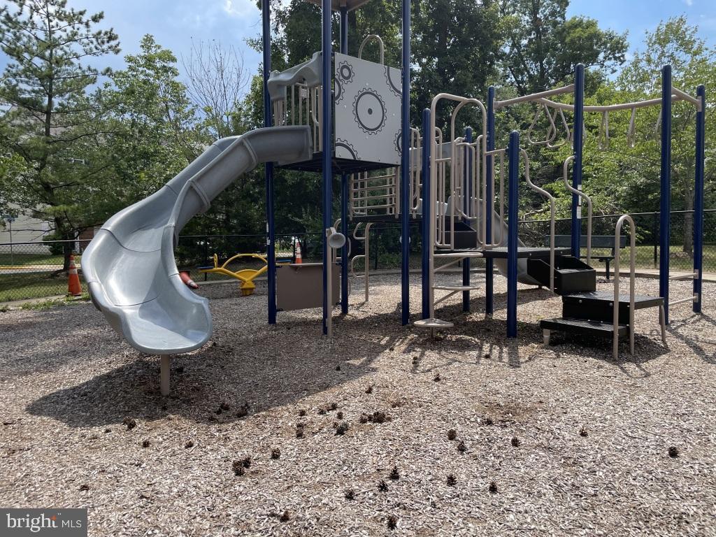 5459 SERVICEBERRY STREET