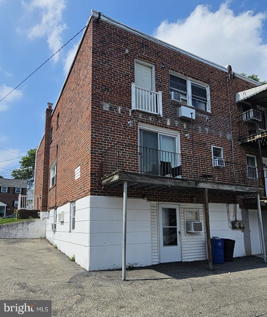 3322 MARY STREET