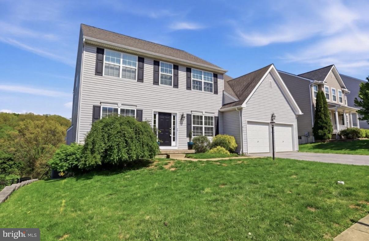 215 AZALEA DRIVE