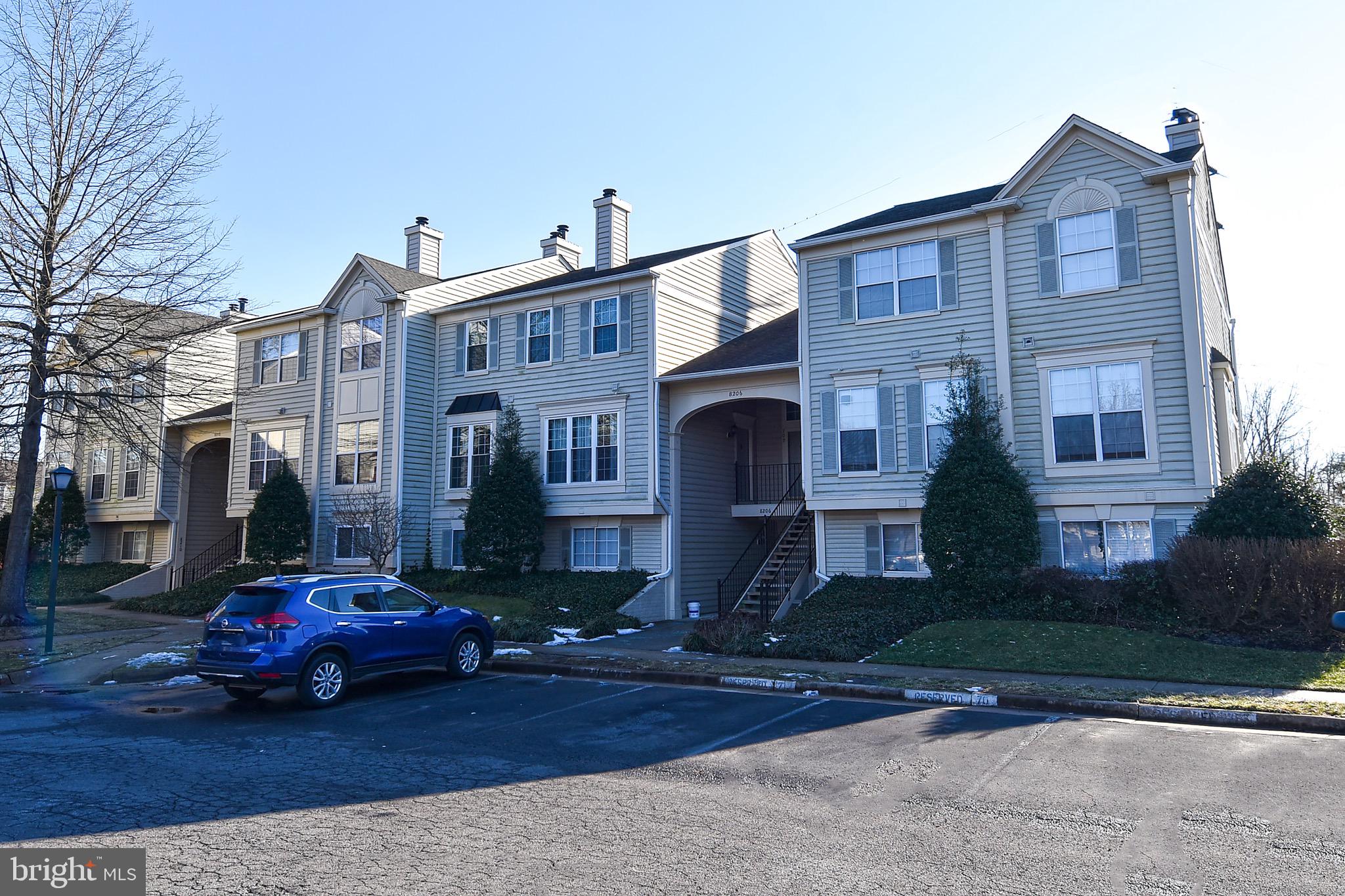 BULL RUN CONDO - Residential