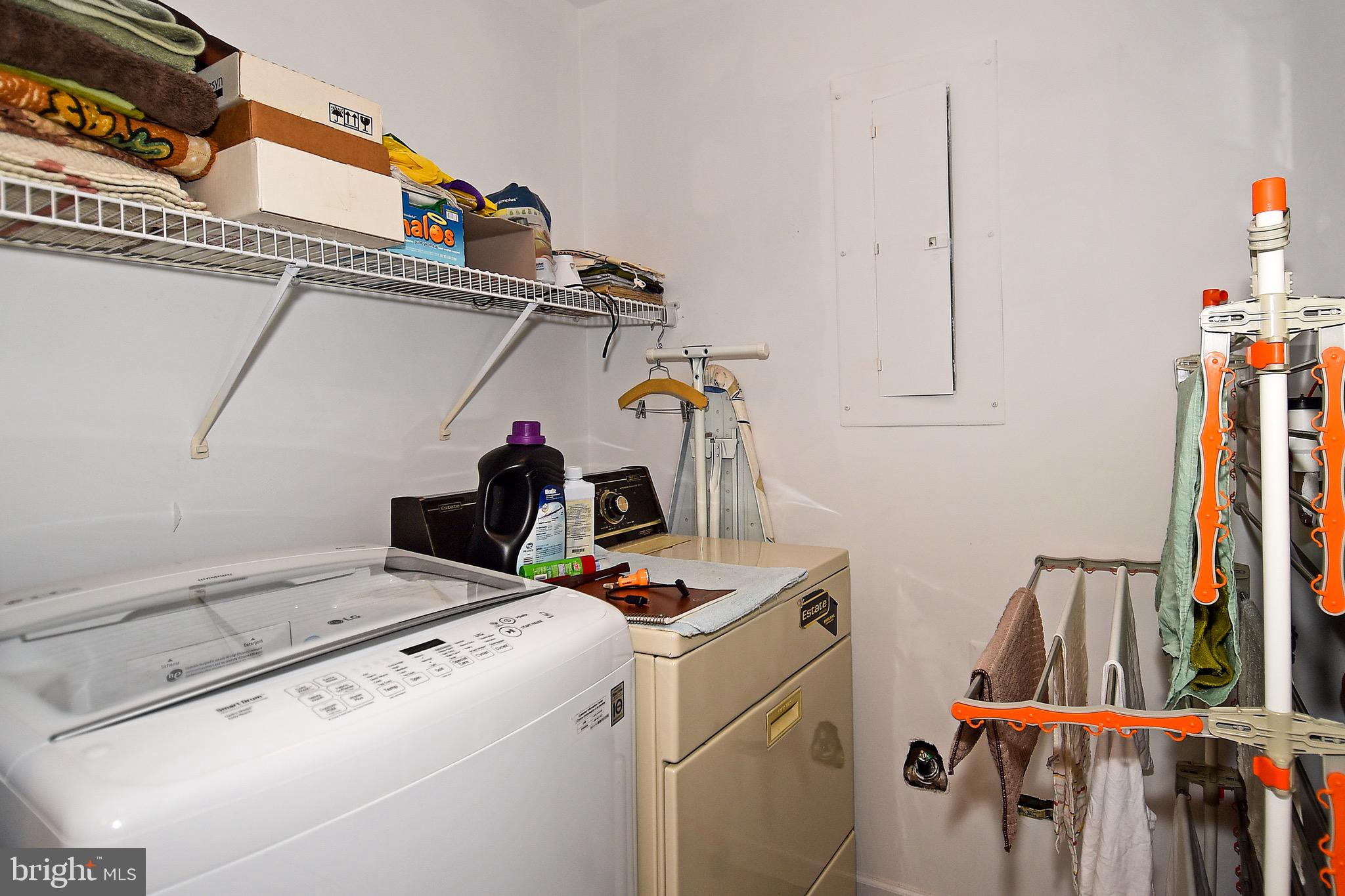 BULL RUN CONDO - Residential