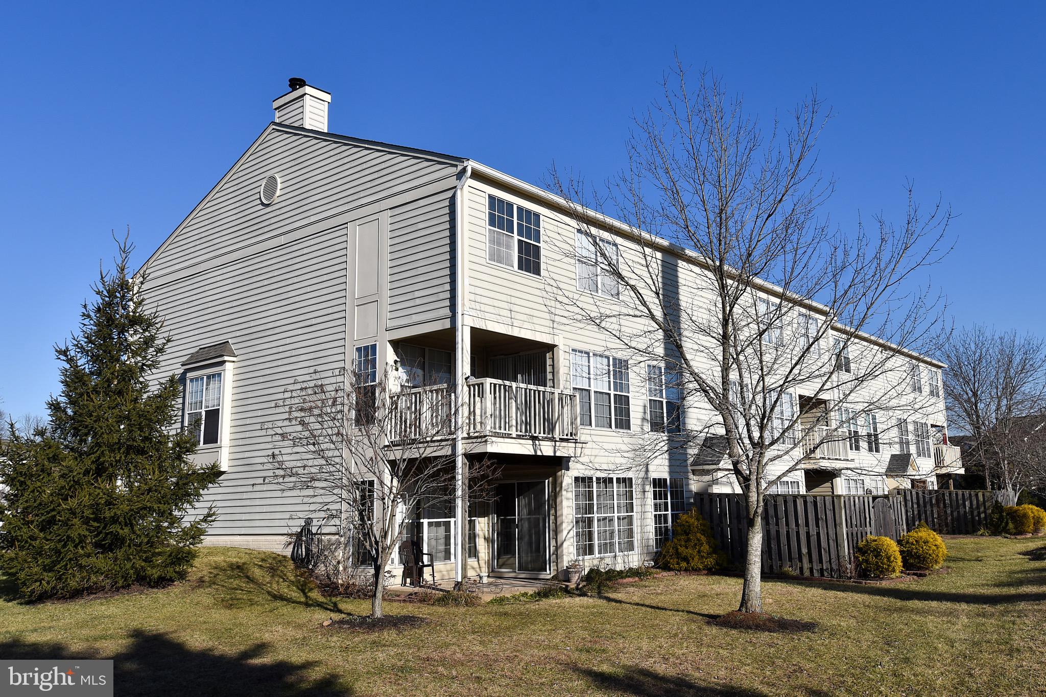 BULL RUN CONDO - Residential