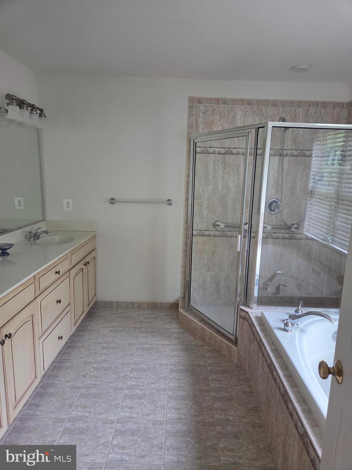 GOVERNOR SPOTSWOOD ESTATES - Residential