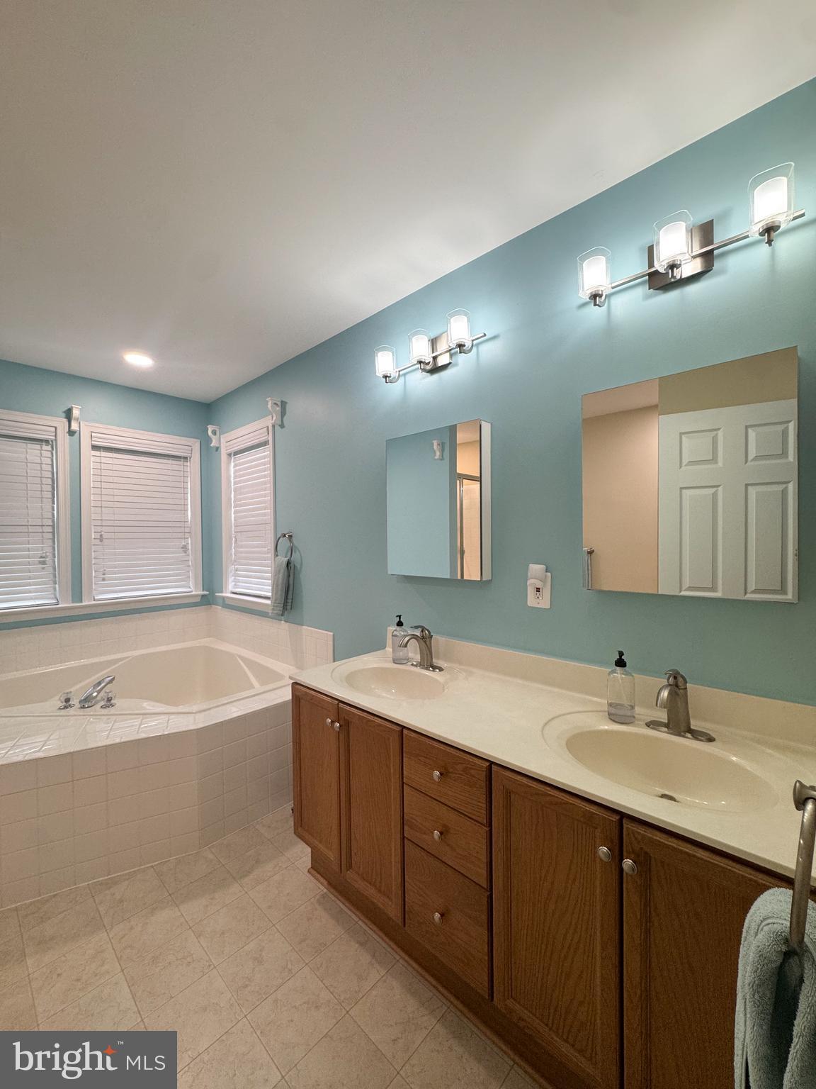 GAP VIEW VILLAGE - Residential