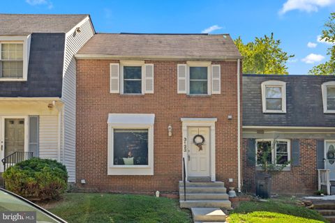 3123 PEBBLE HILL LANE FAIRFAX VA 22031