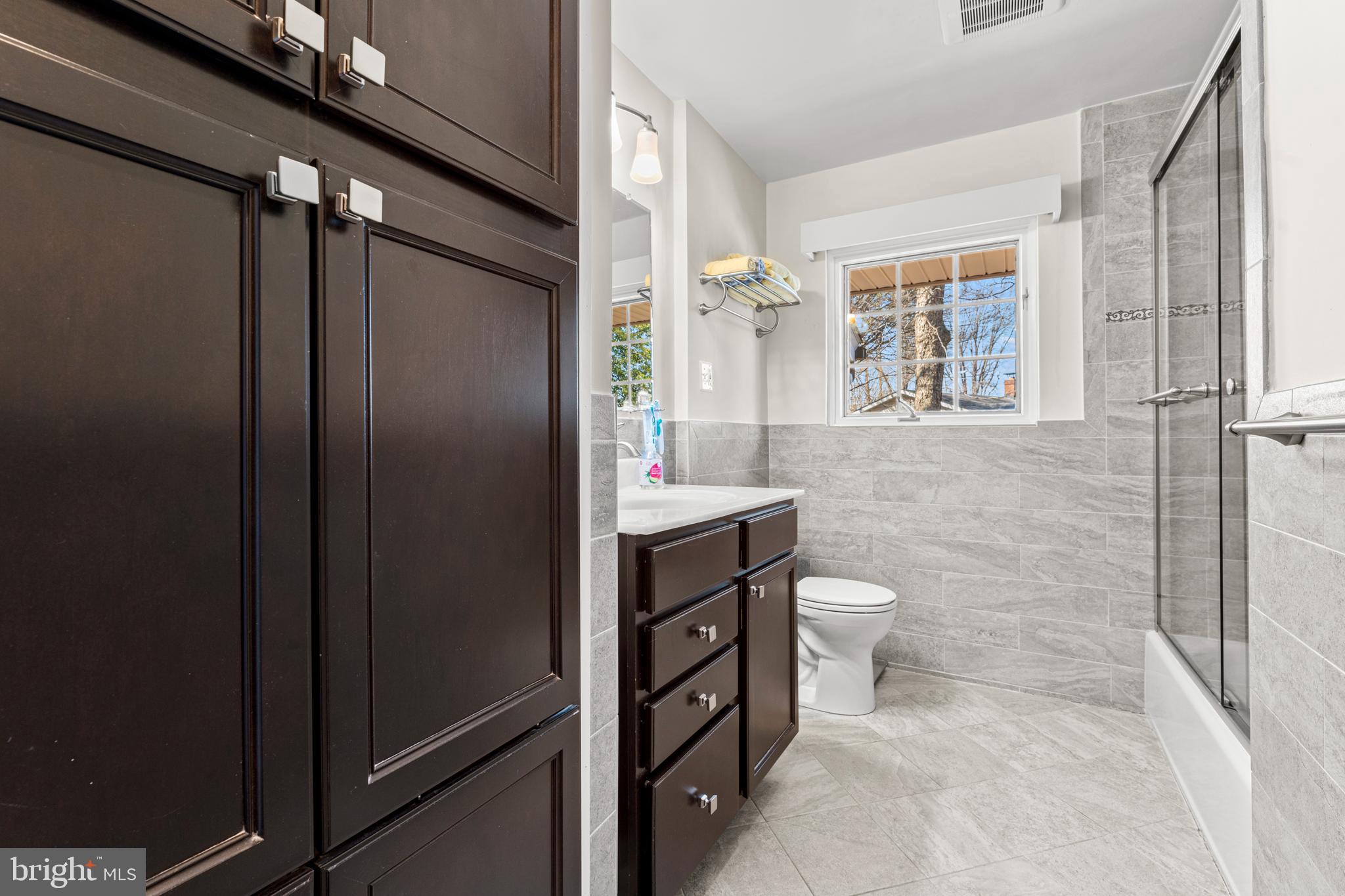 STUYVESANT ACRES - Residential