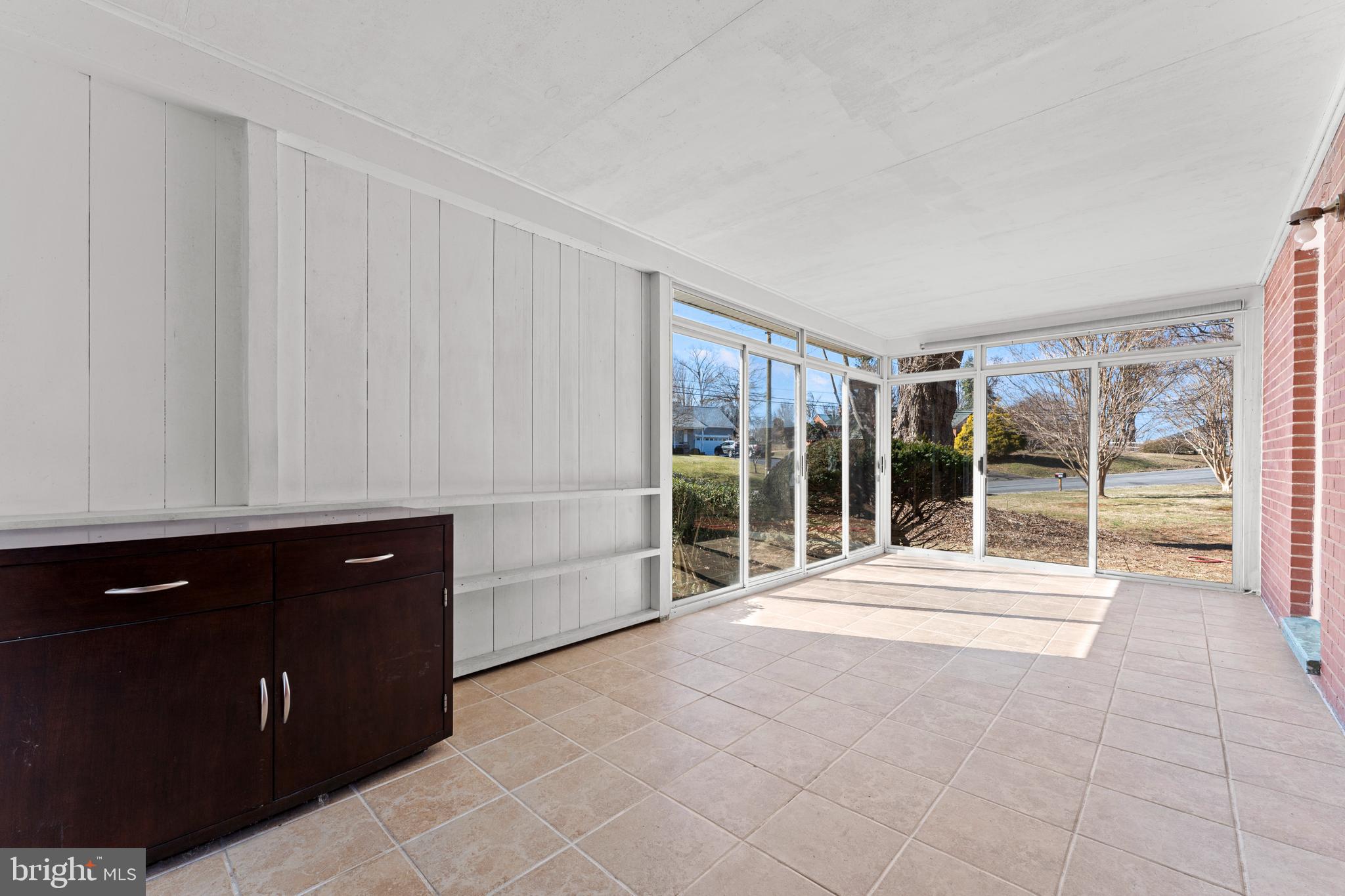 STUYVESANT ACRES - Residential