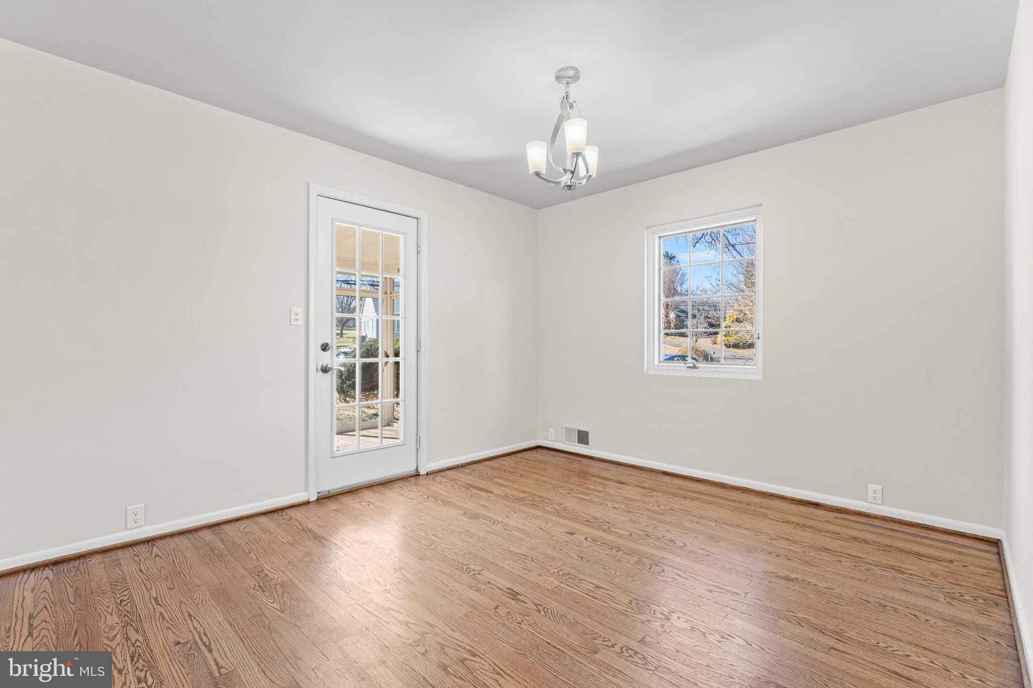 STUYVESANT ACRES - Residential