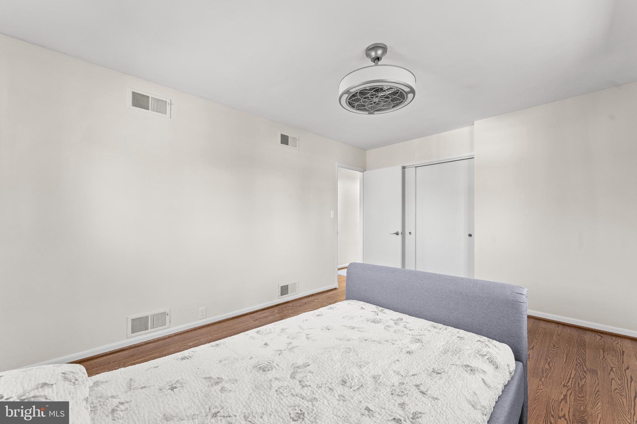 STUYVESANT ACRES - Residential