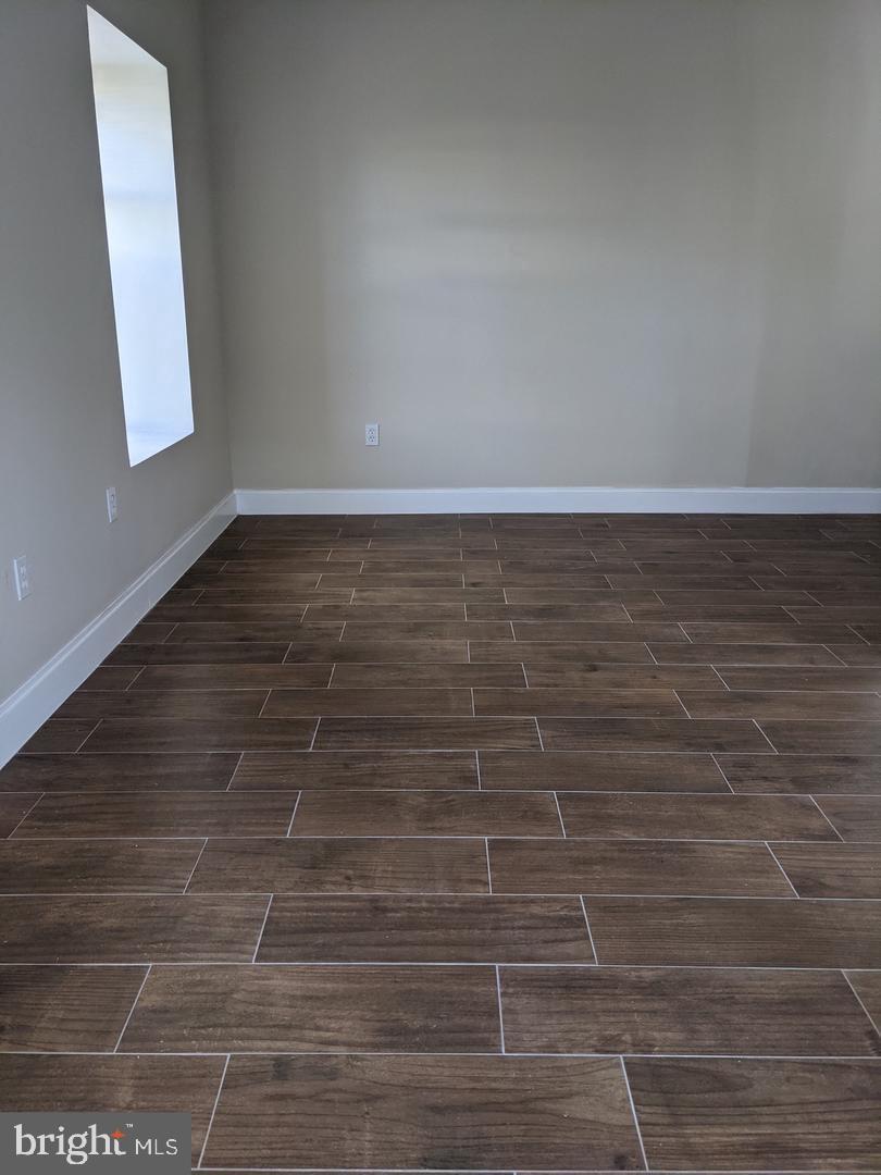 SPRING ARTS - Residential Lease