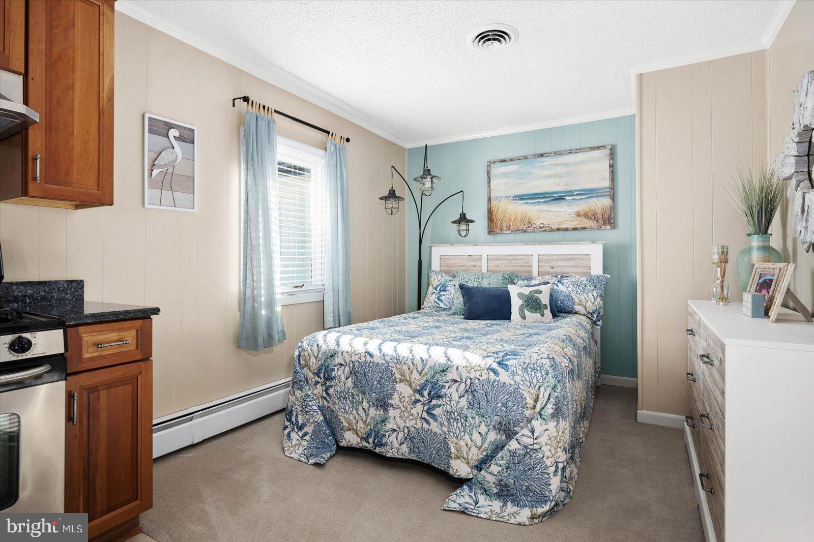 MALLARD ISLAND - Residential