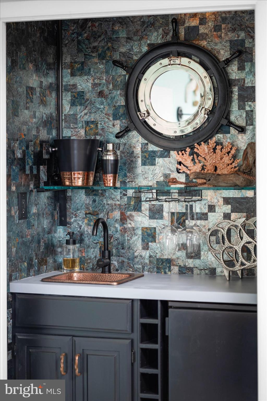 MALLARD ISLAND - Residential