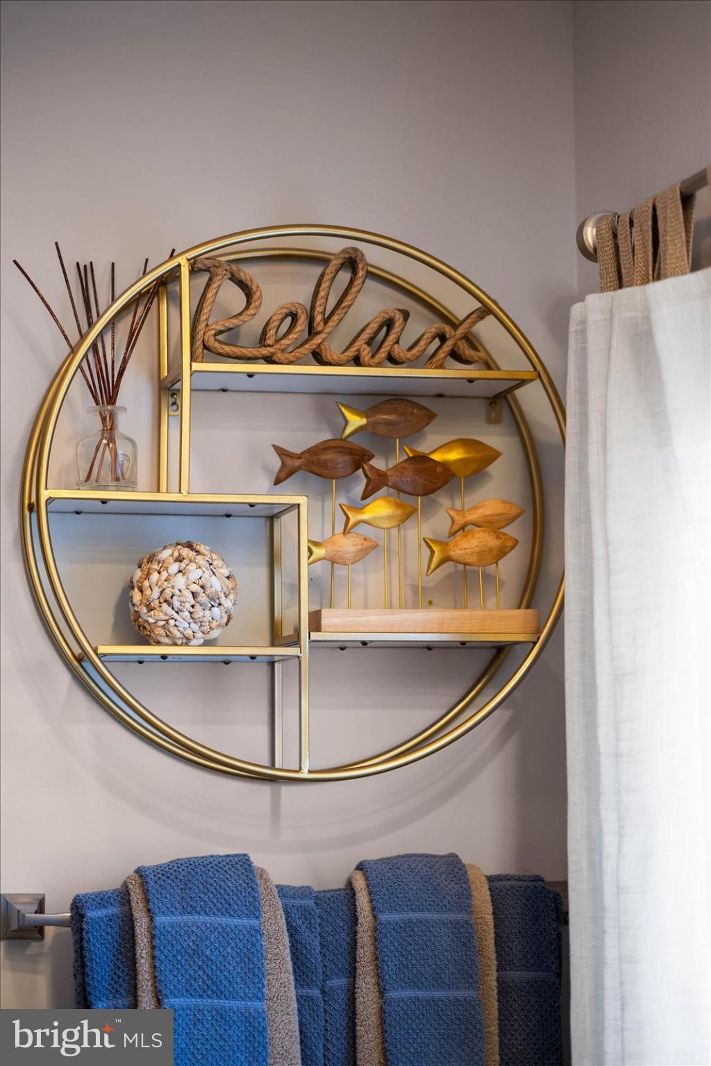 MALLARD ISLAND - Residential