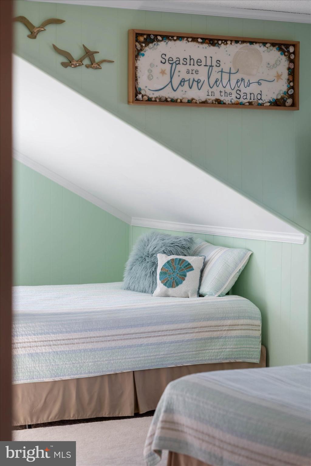 MALLARD ISLAND - Residential