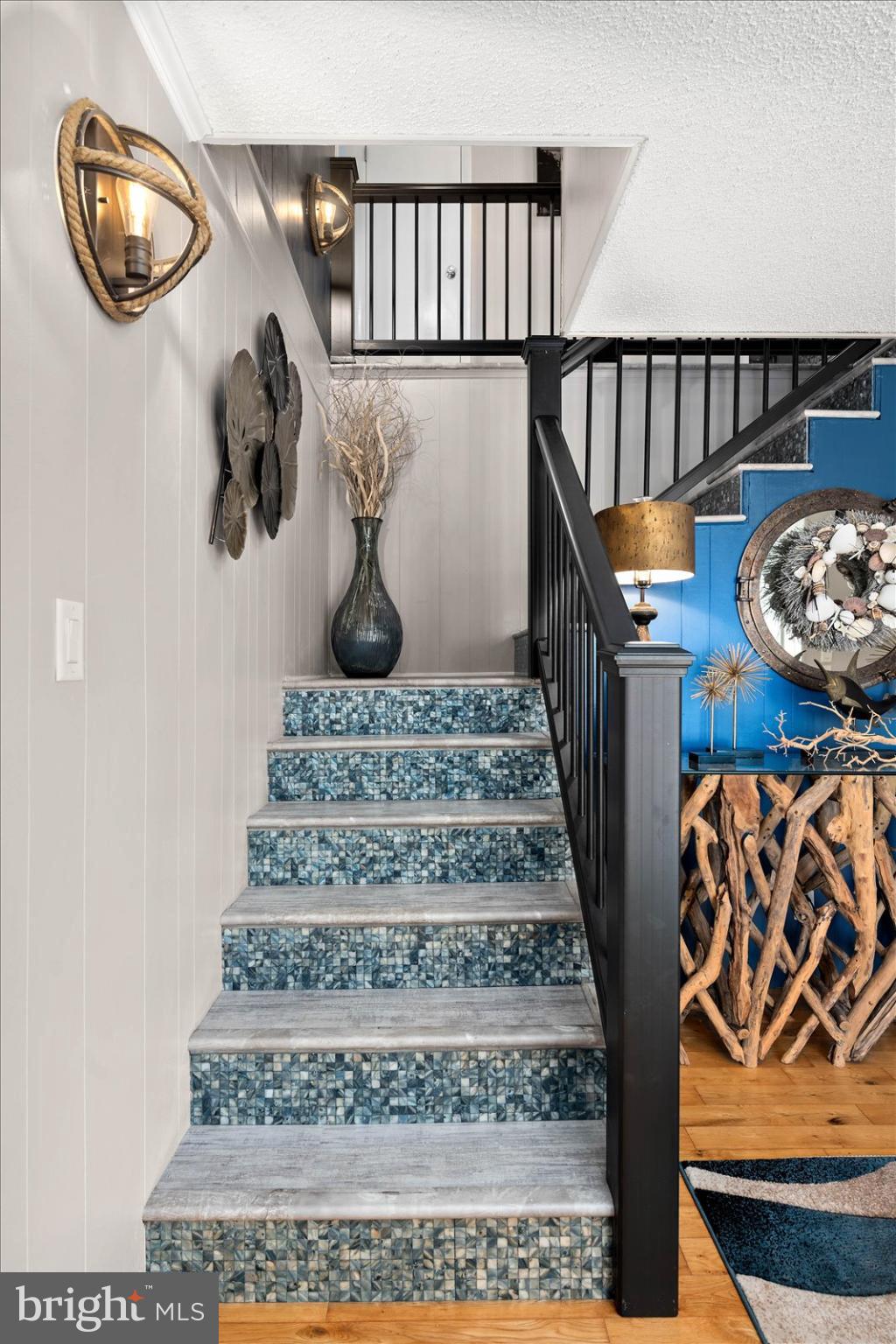 MALLARD ISLAND - Residential