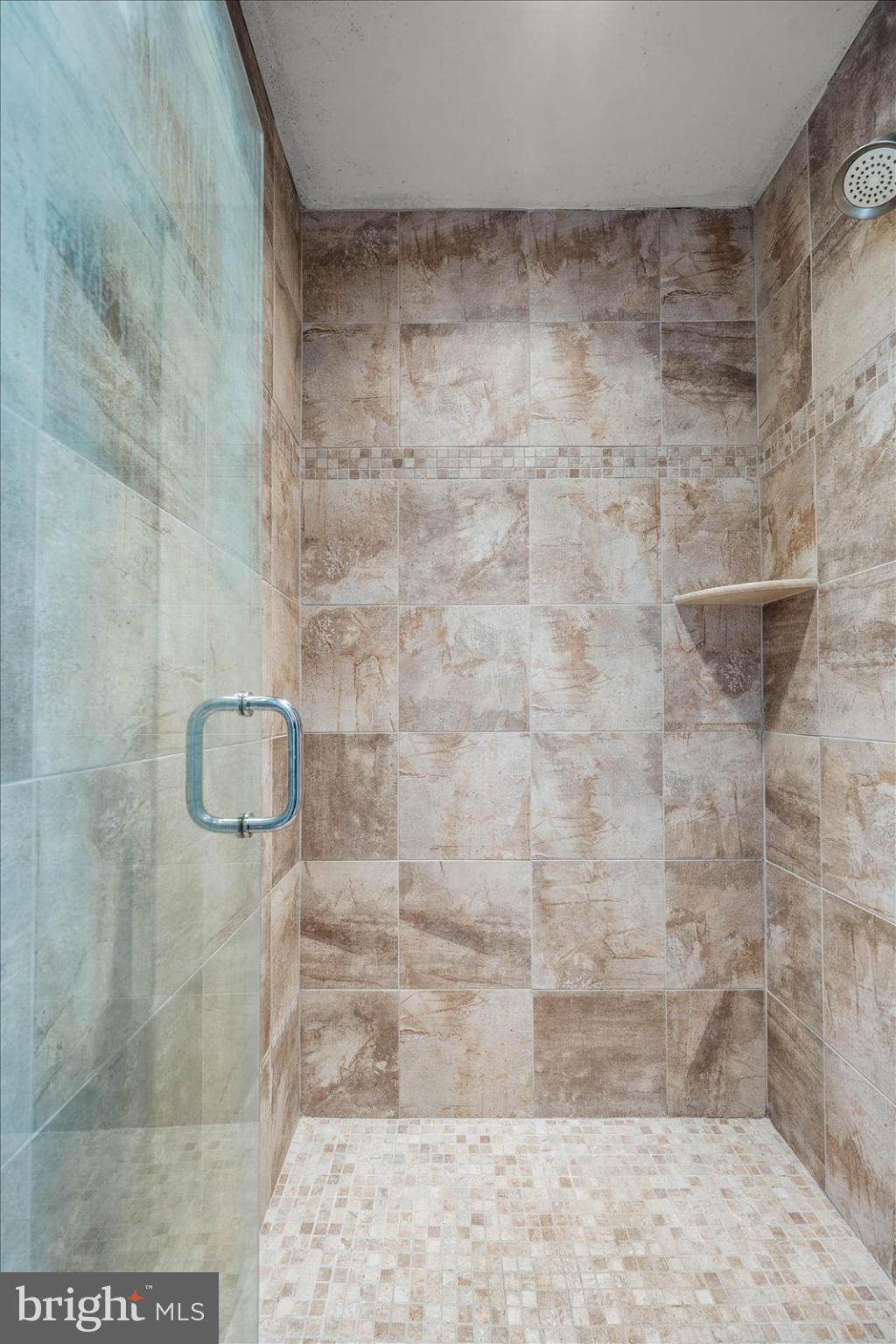 MALLARD ISLAND - Residential