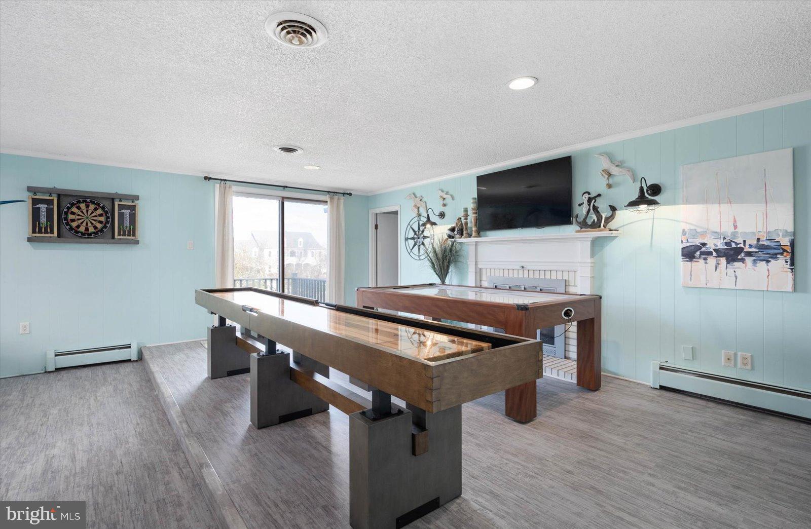 MALLARD ISLAND - Residential