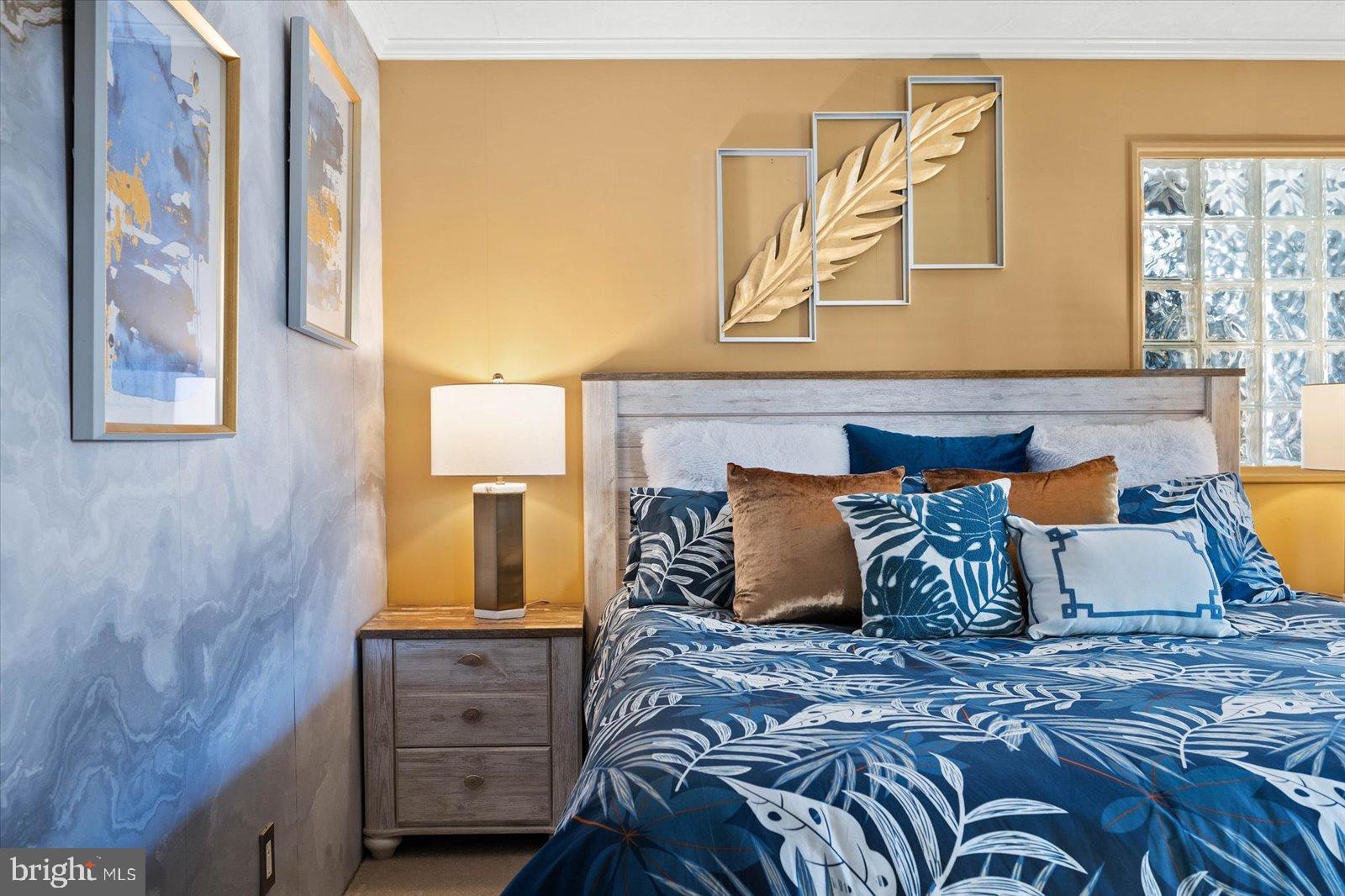 MALLARD ISLAND - Residential