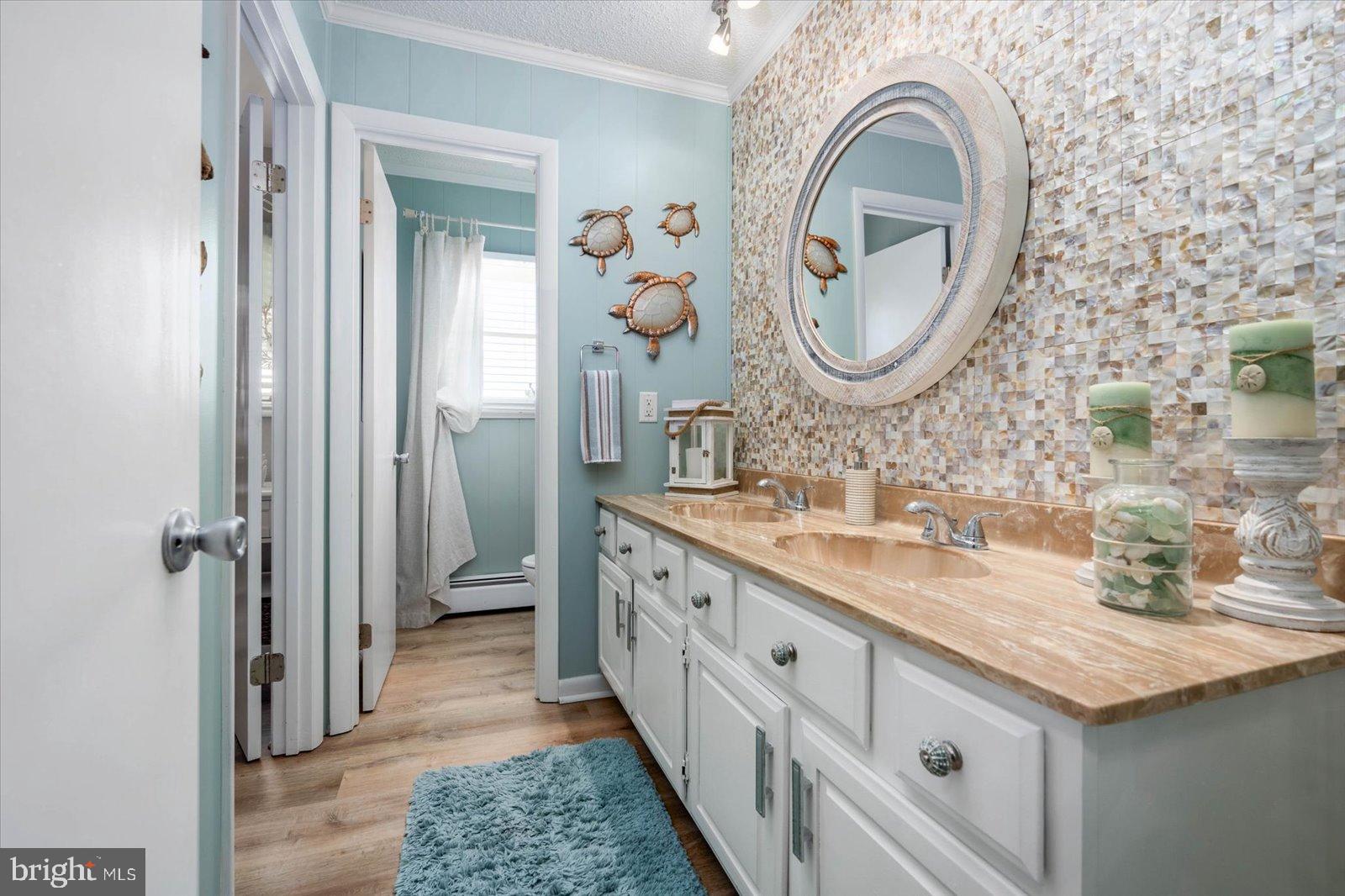 MALLARD ISLAND - Residential