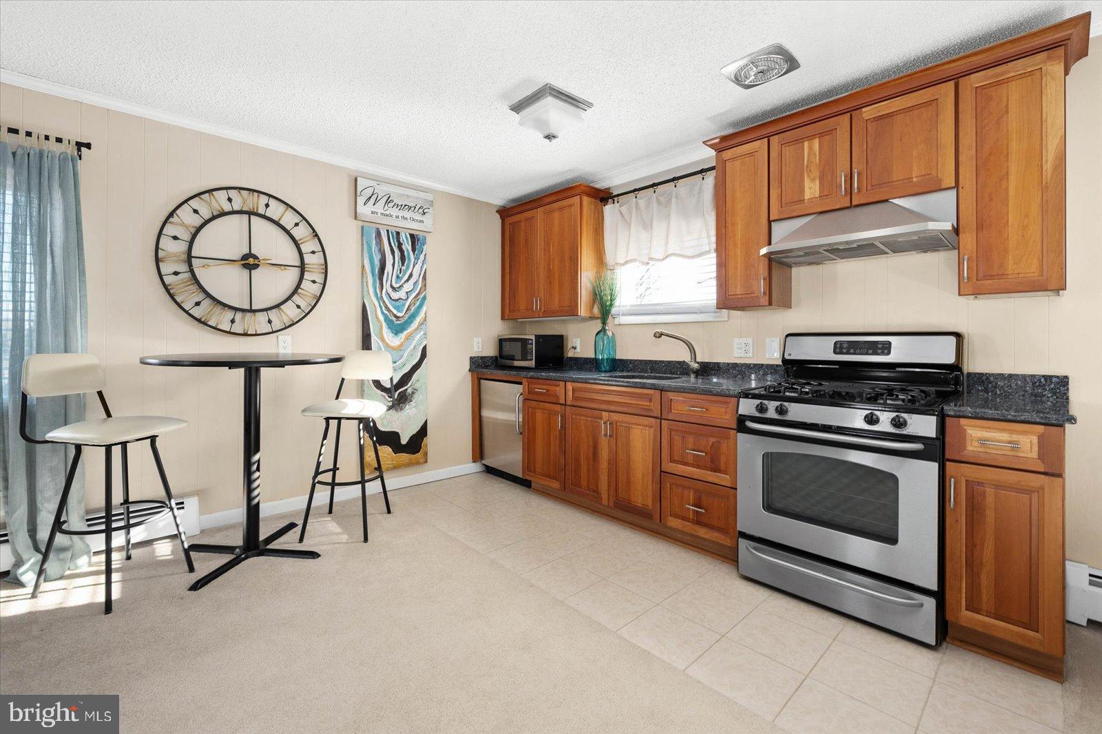 MALLARD ISLAND - Residential