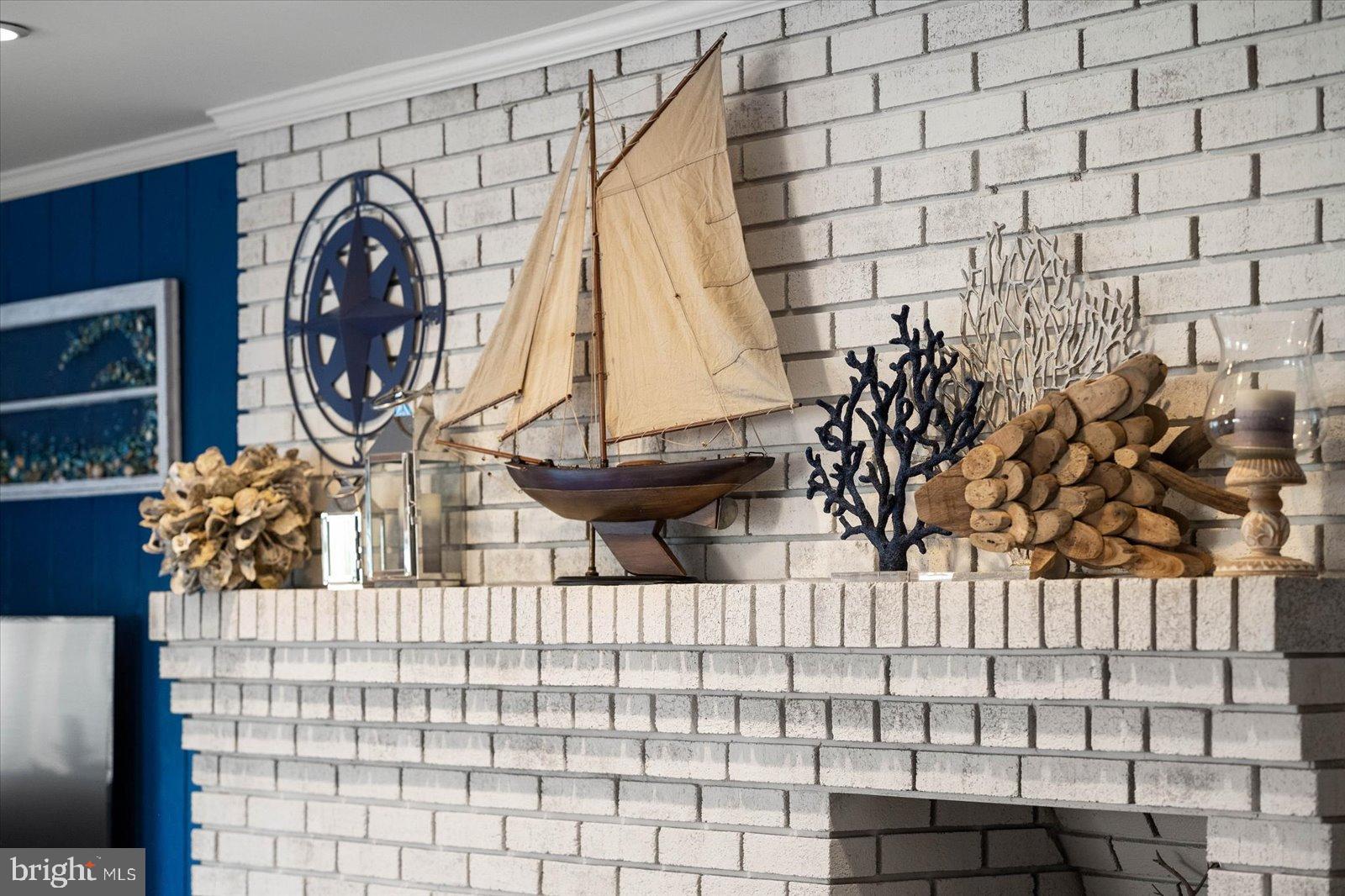 MALLARD ISLAND - Residential