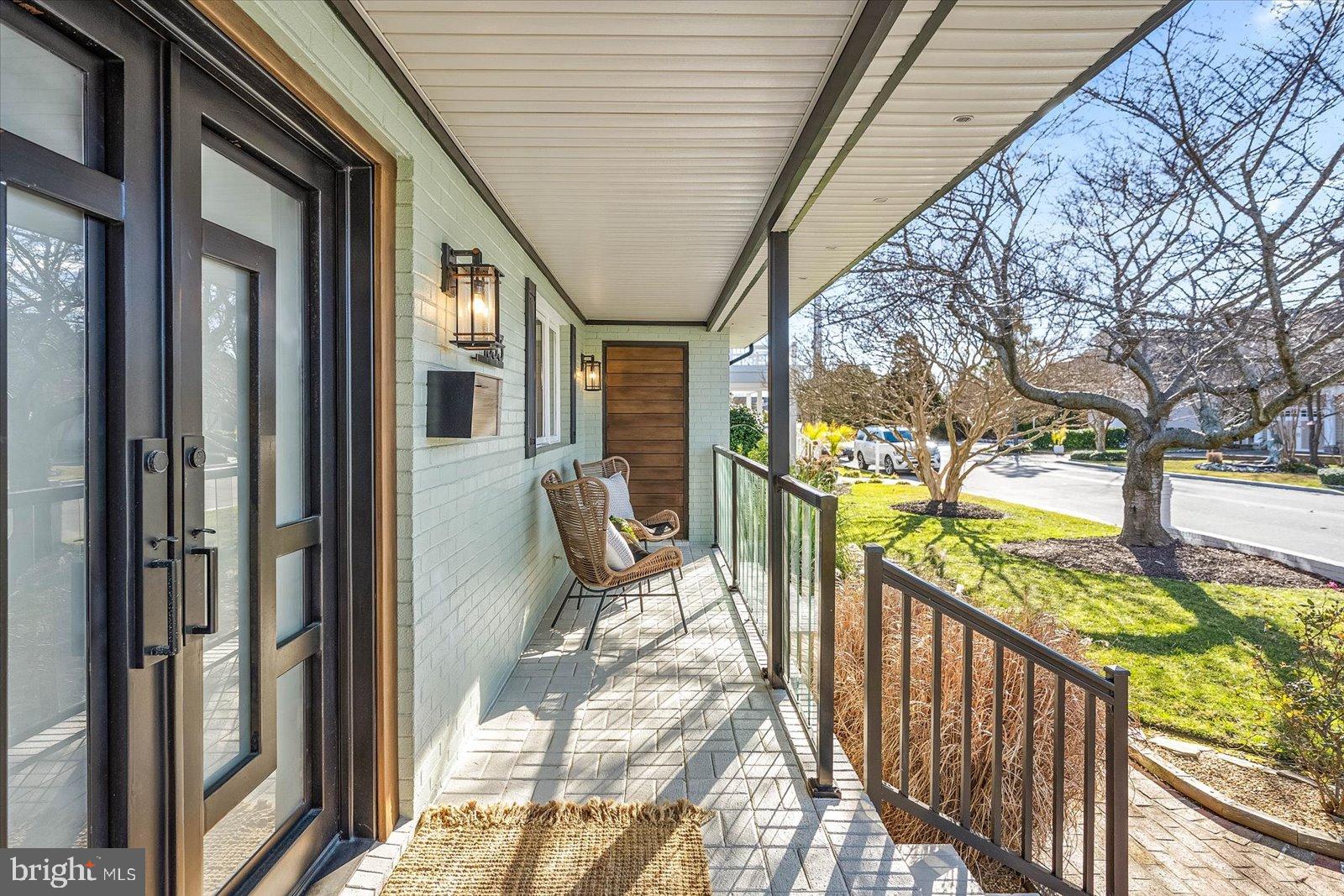 MALLARD ISLAND - Residential