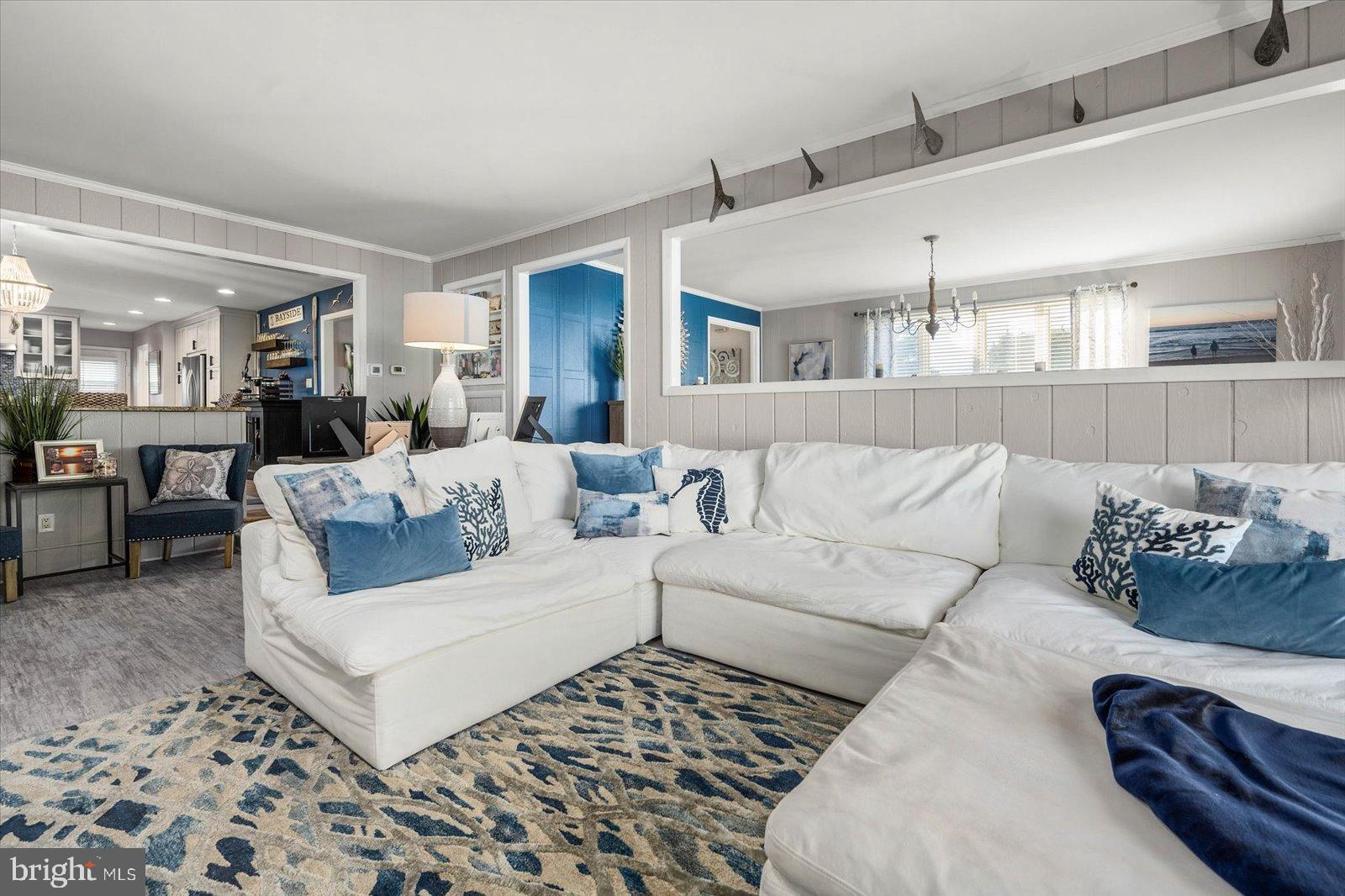 MALLARD ISLAND - Residential