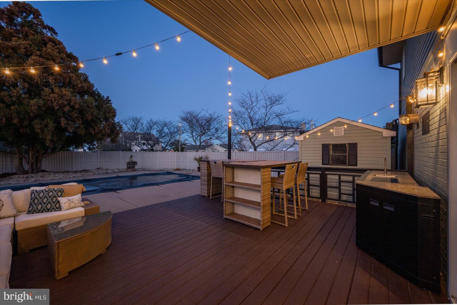 MALLARD ISLAND - Residential