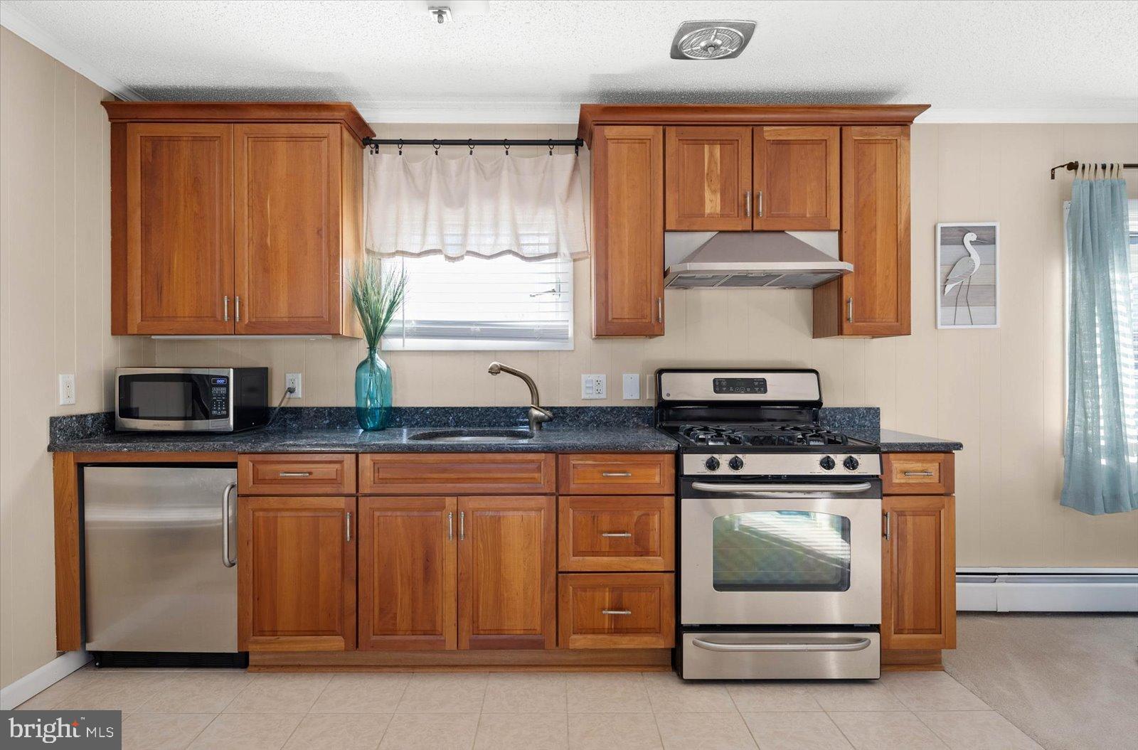 MALLARD ISLAND - Residential