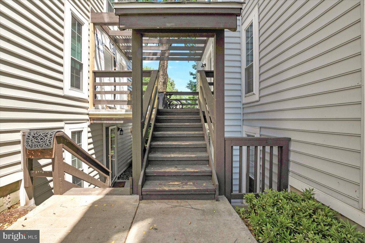 10096 OAKTON TERRACE ROAD 10096