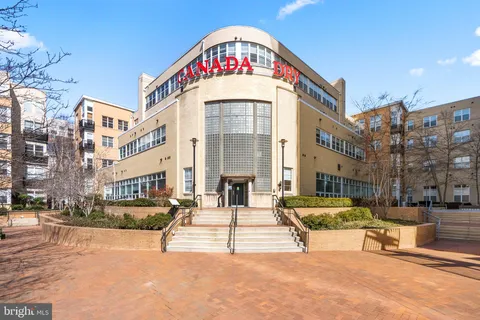 1201 East West Highway Unit 211, Silver Spring, MD MLS: MDMC2168380