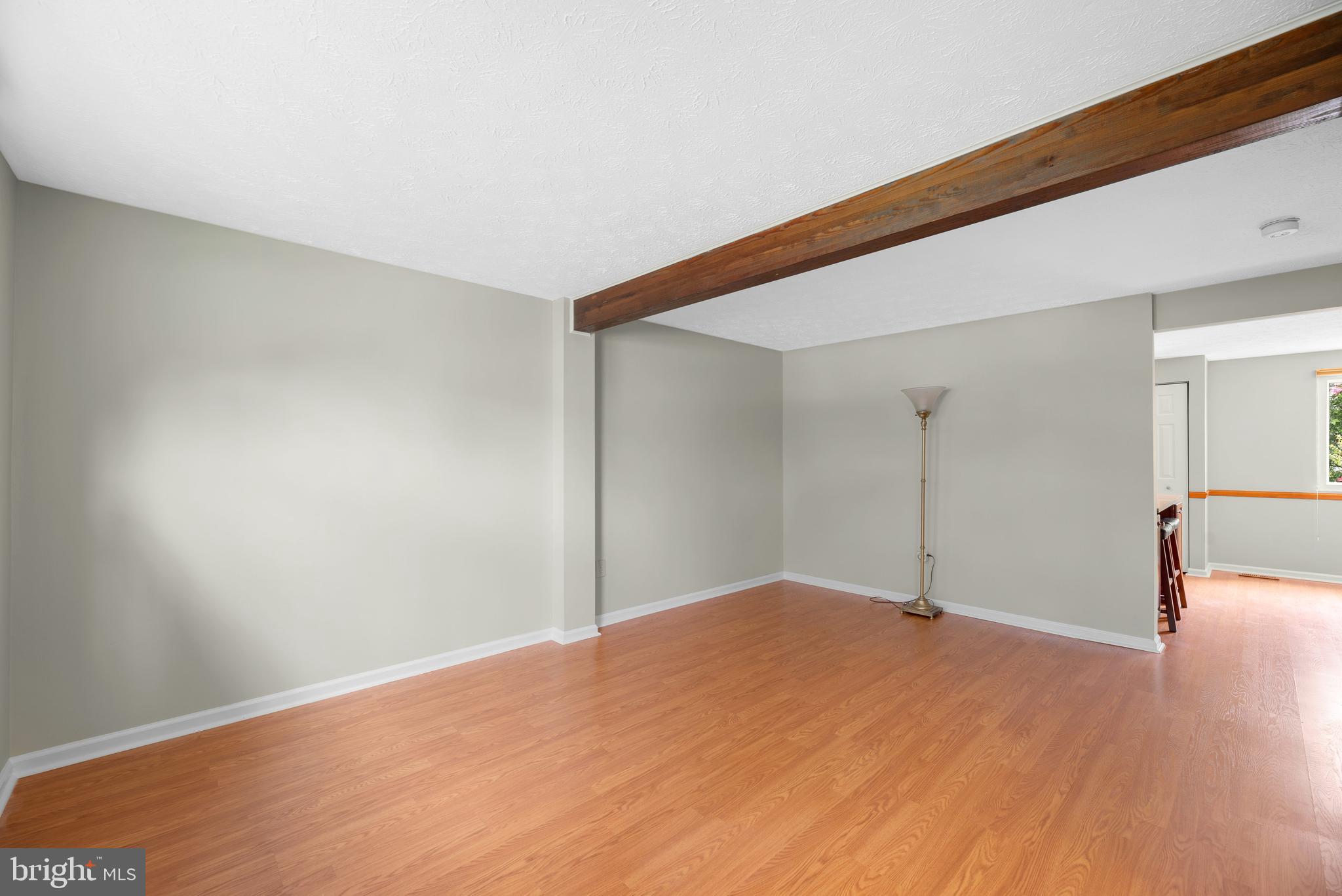 SADDLE CREEK - Residential