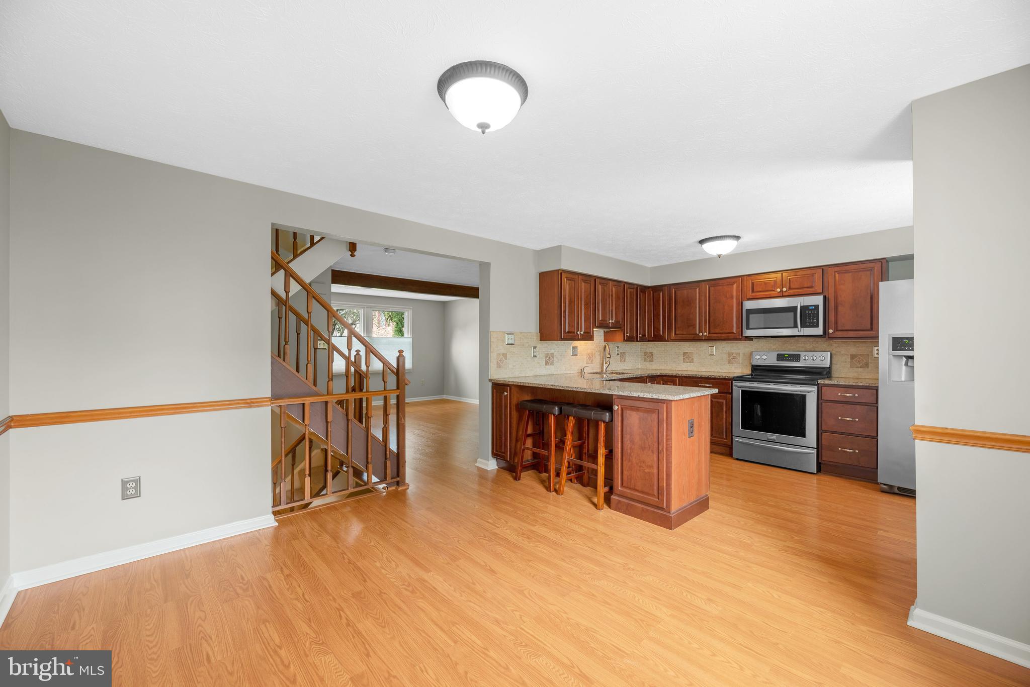 SADDLE CREEK - Residential