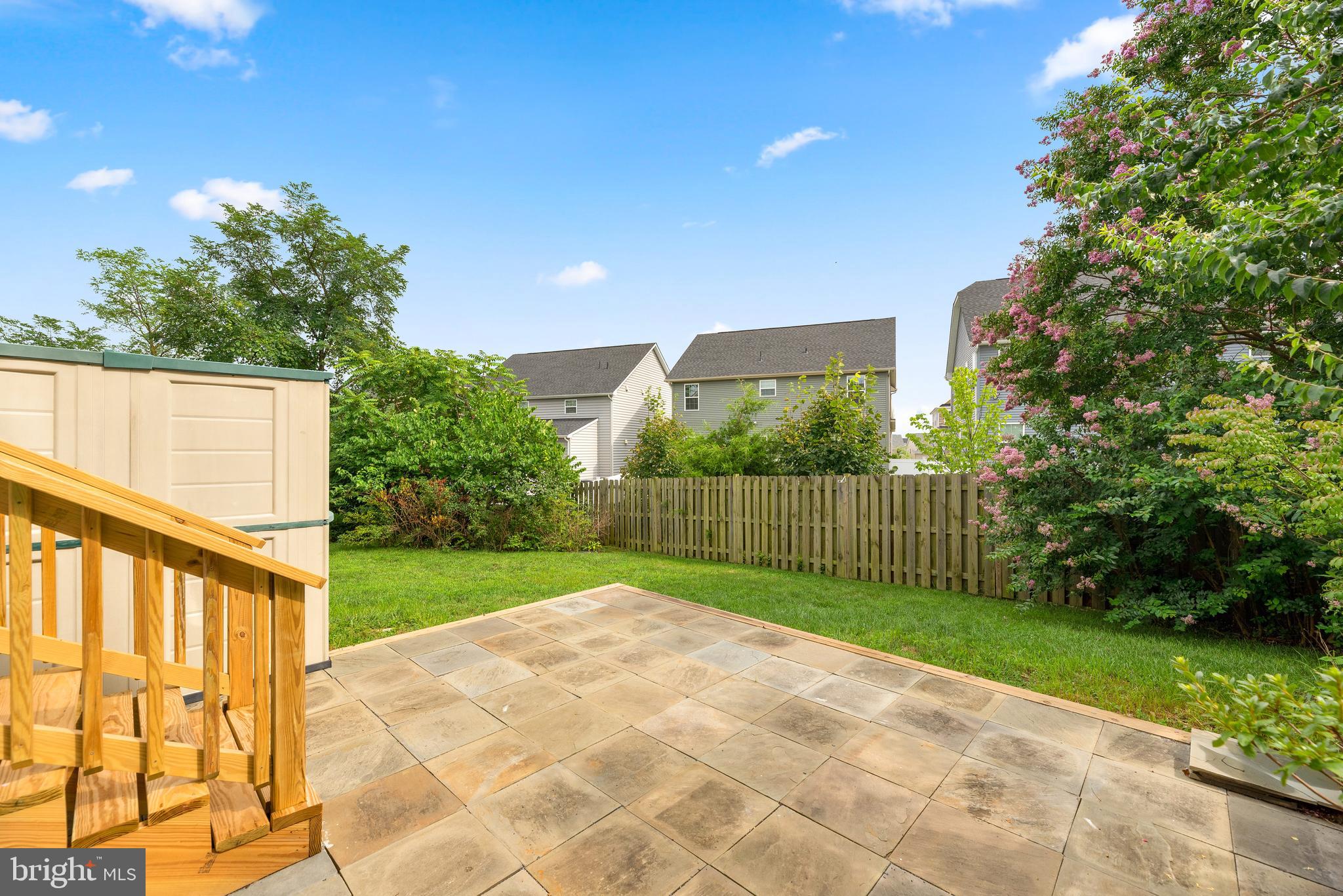 SADDLE CREEK - Residential