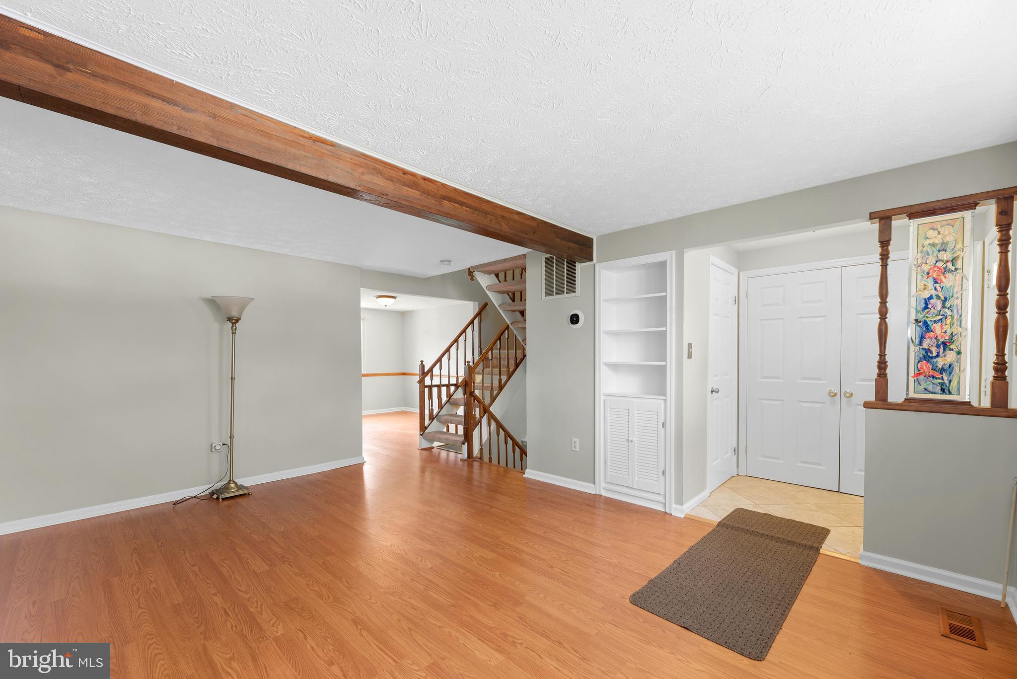 SADDLE CREEK - Residential