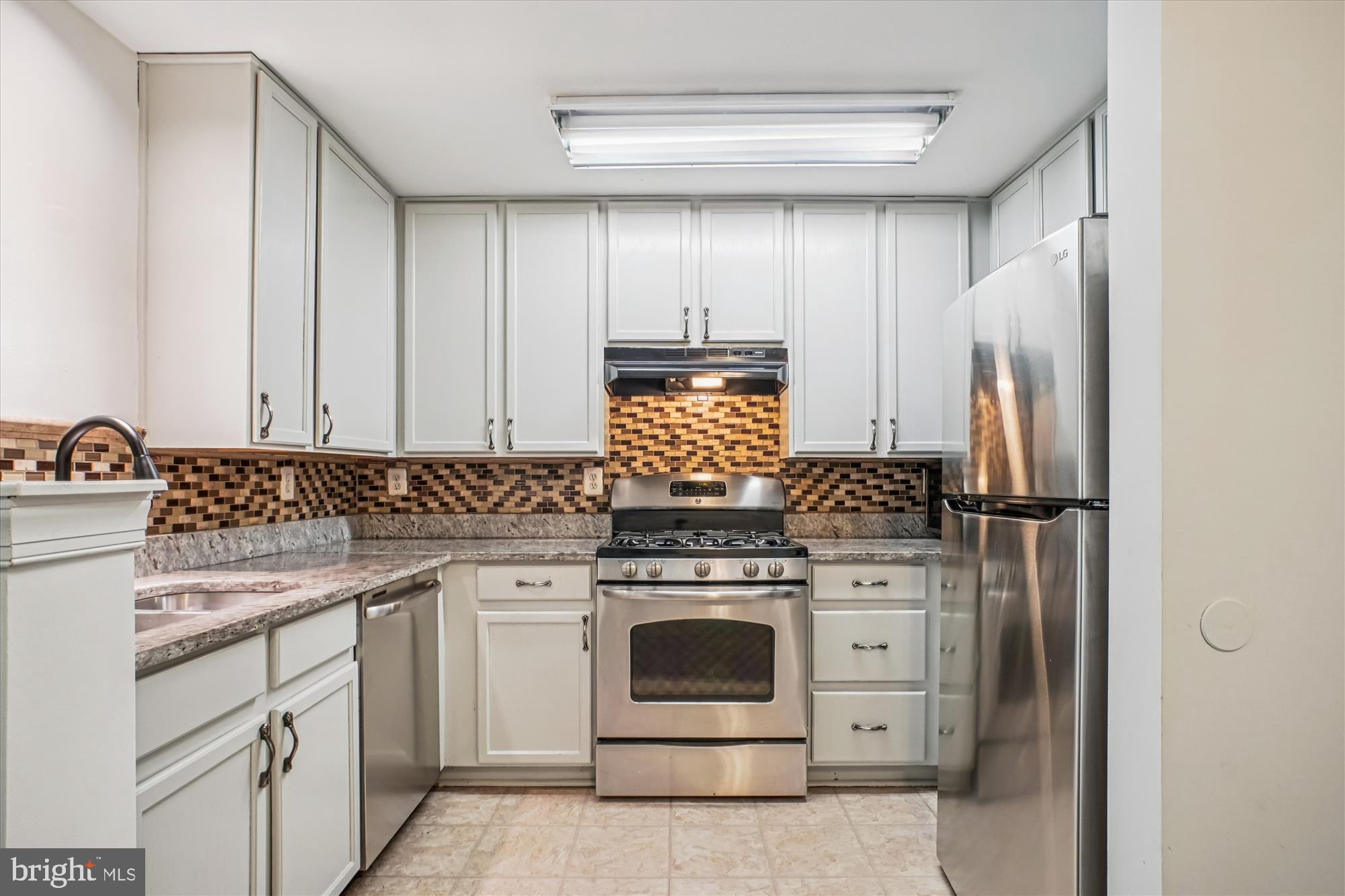 JEFFERSON PARK - Residential