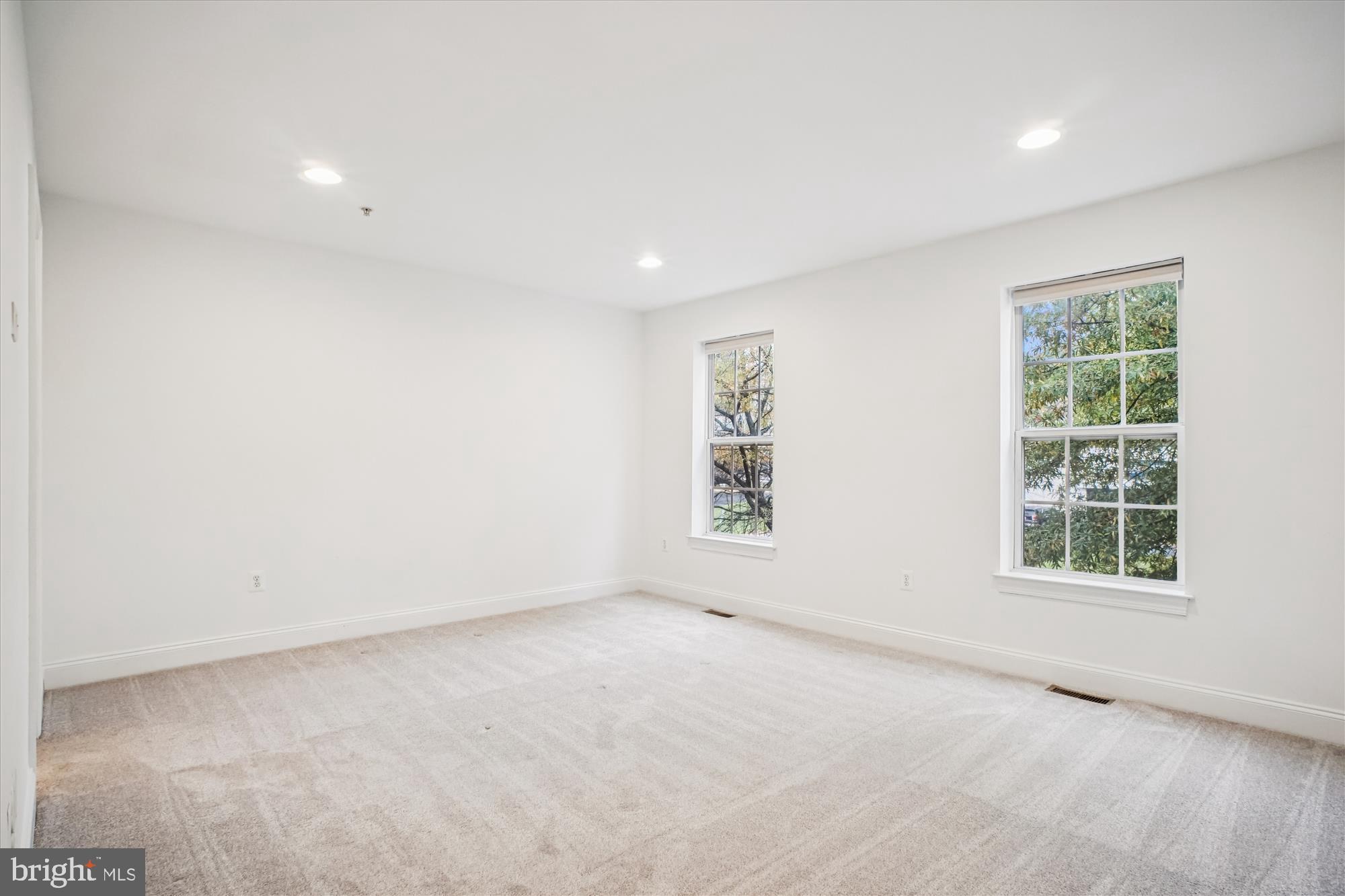 JEFFERSON PARK - Residential