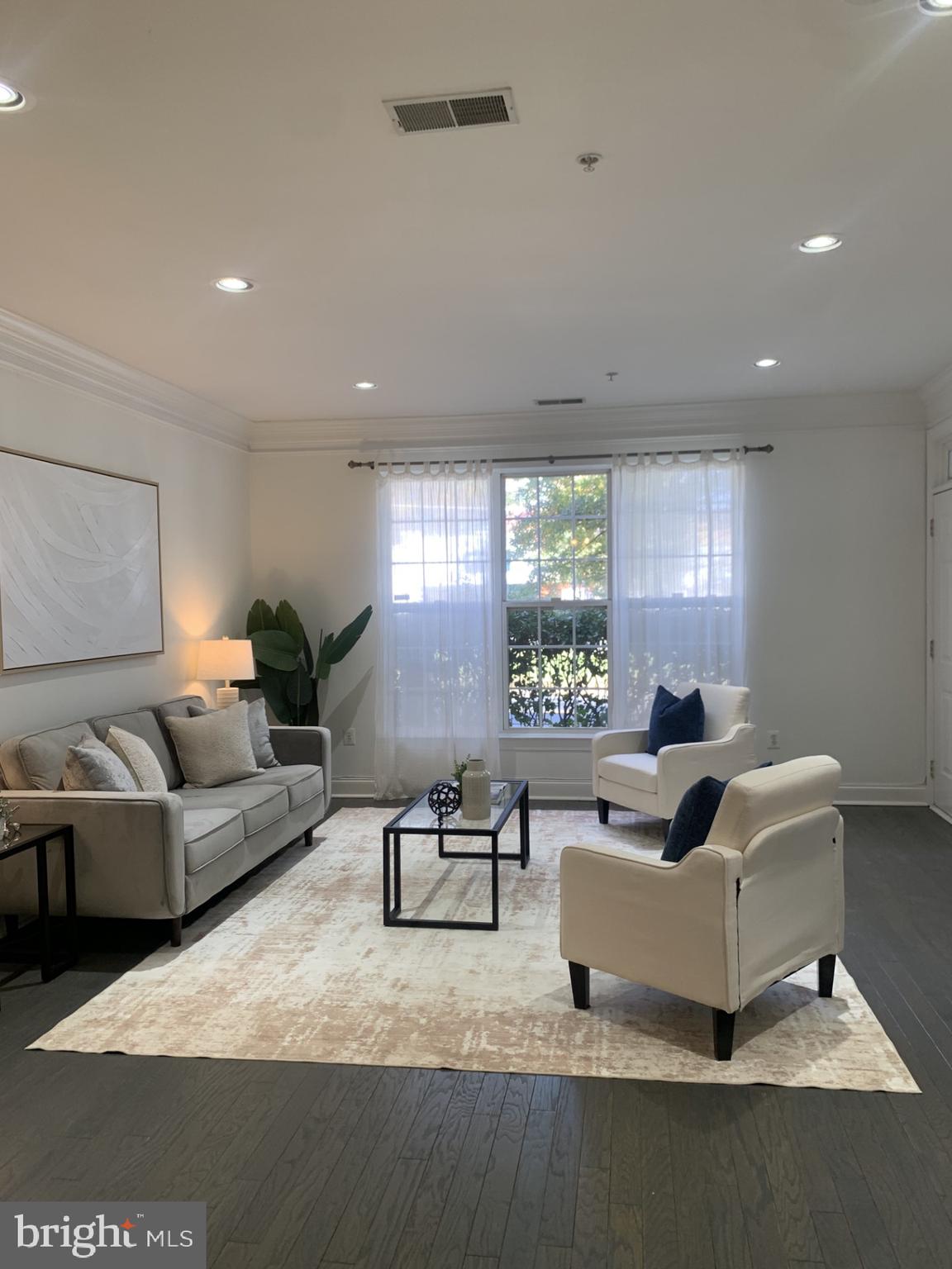 JEFFERSON PARK - Residential