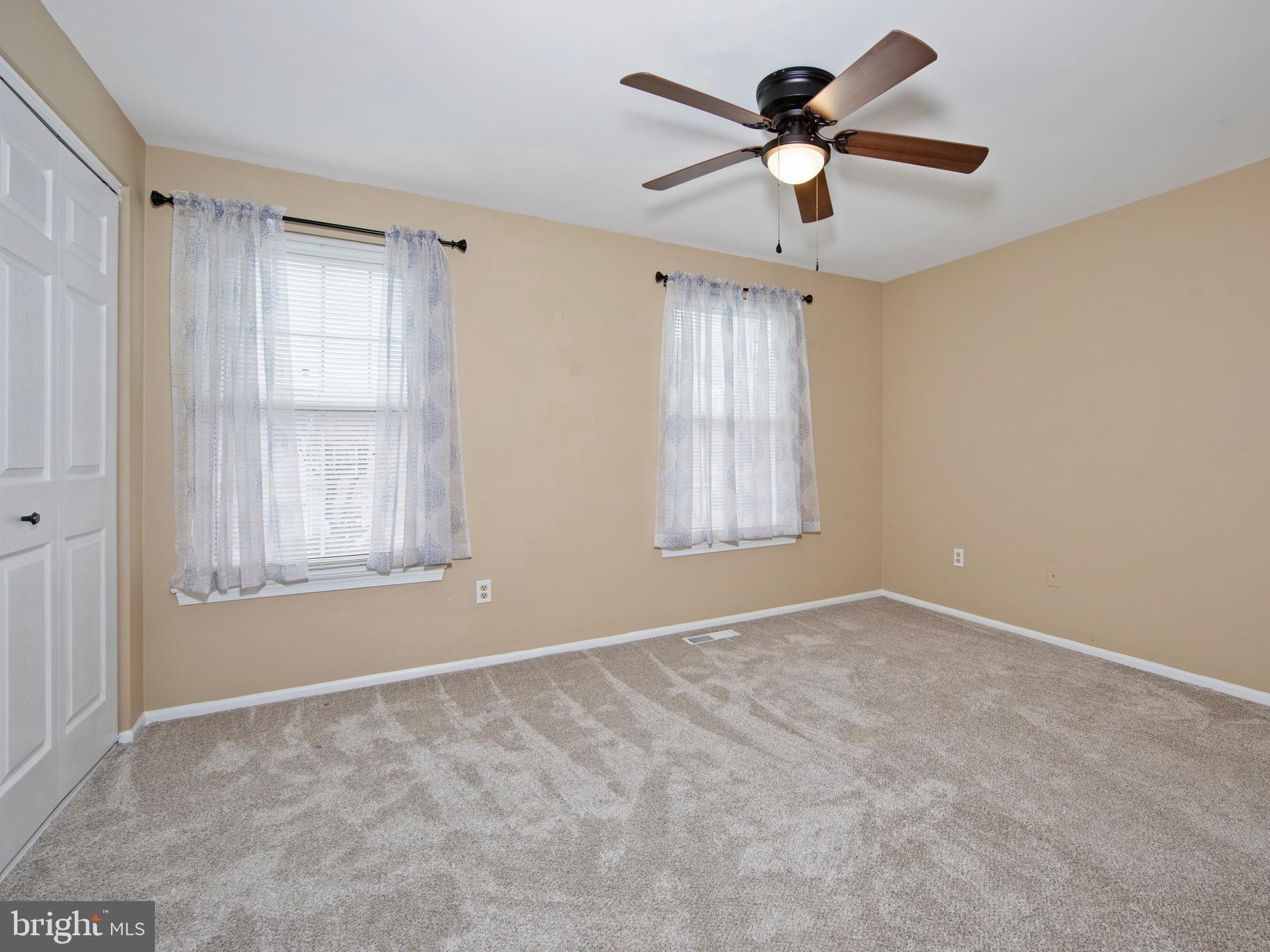 MANCHESTER LAKES - Residential