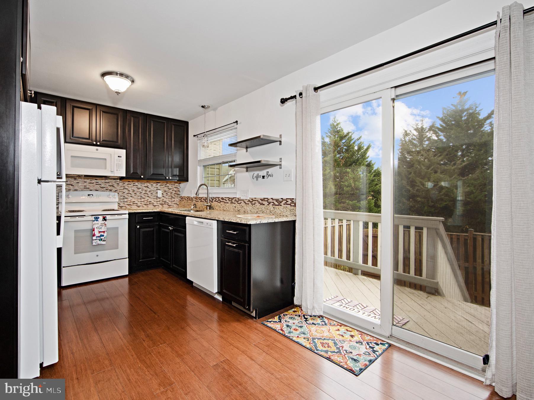 MANCHESTER LAKES - Residential