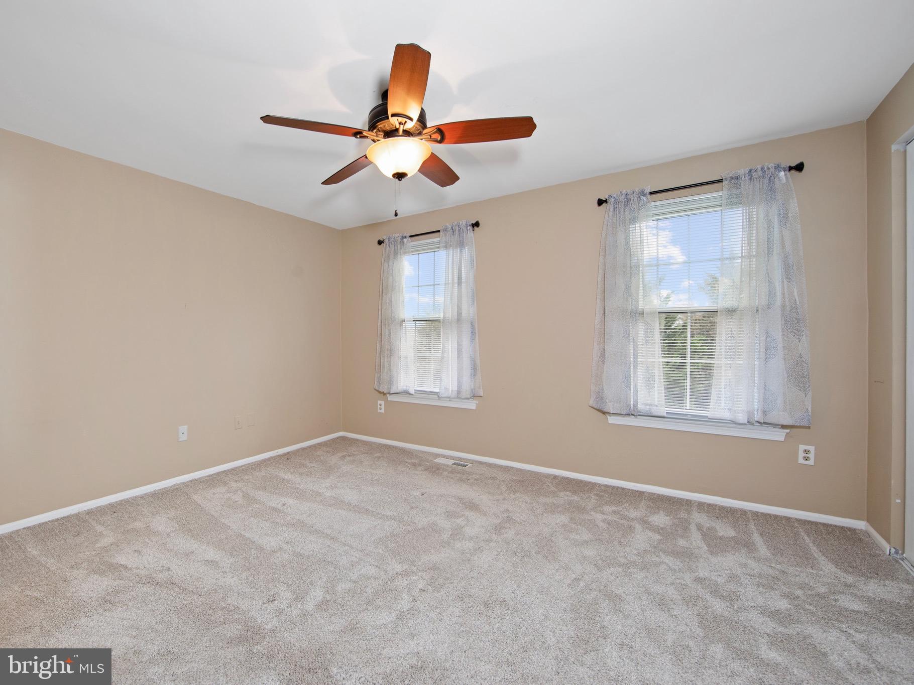 MANCHESTER LAKES - Residential