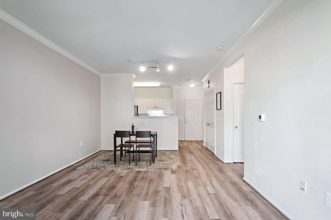 HIGH POINT AT JEFFERSON PARK - Residential