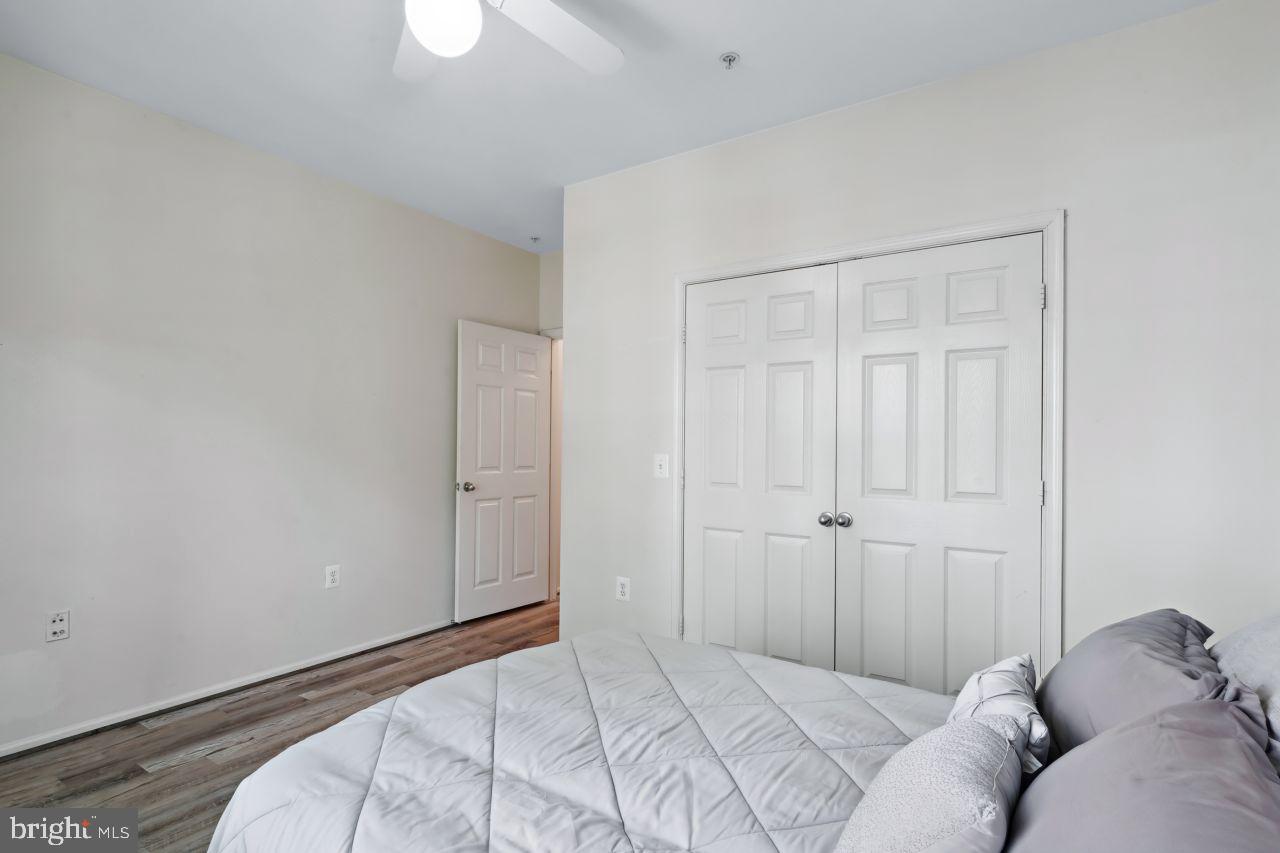 HIGH POINT AT JEFFERSON PARK - Residential